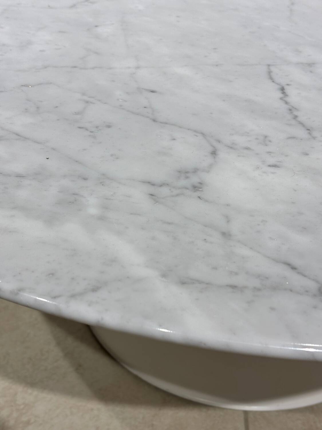 Eero Saarinen coffee table for Knoll