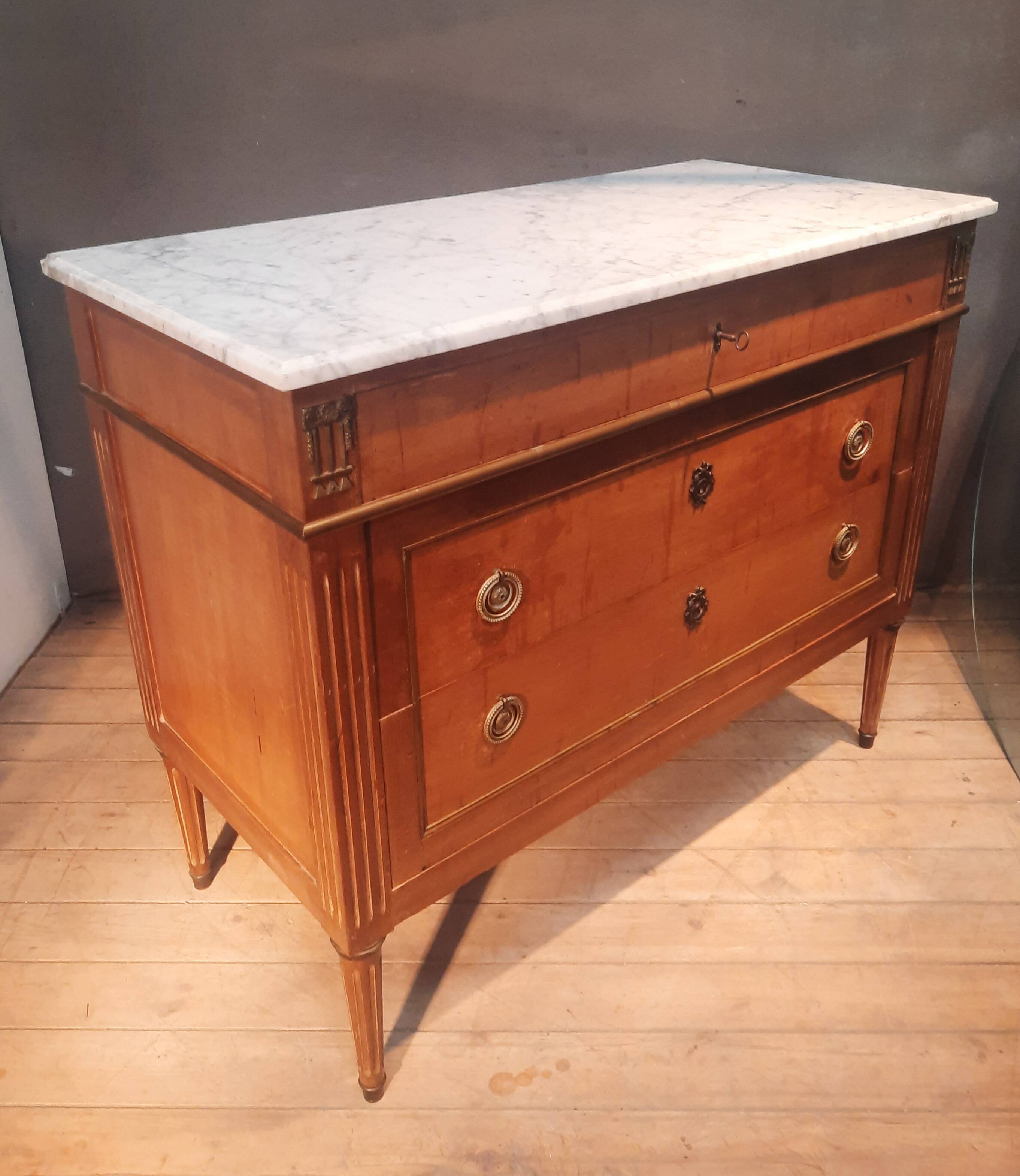 Louis XVI style chest of drawers with 2 drawers