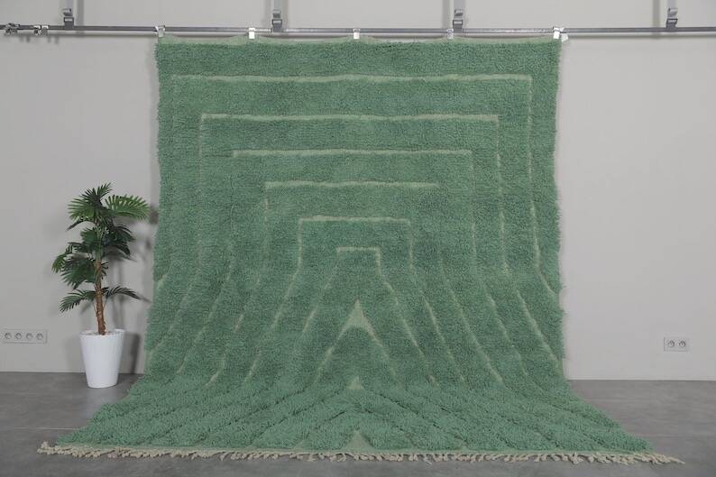 Traditional handwoven Berber rug in green, size 1.5/3.5 m.
