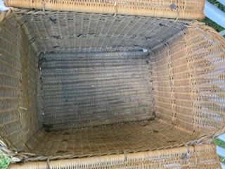 Old market or picnic basket