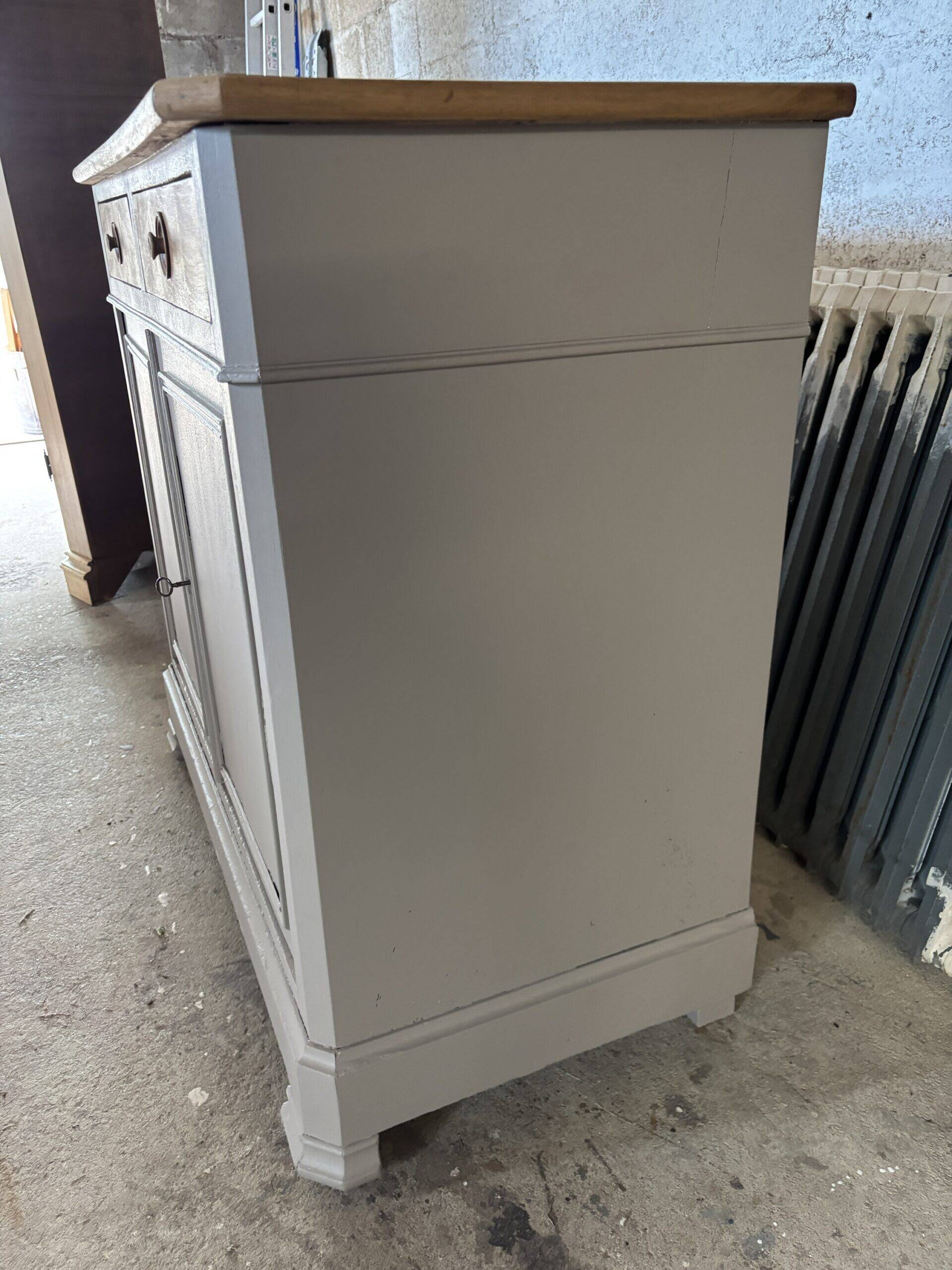 Buffet en noyer relooké