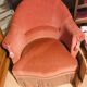 Lot de deux fauteuils crapauds roses