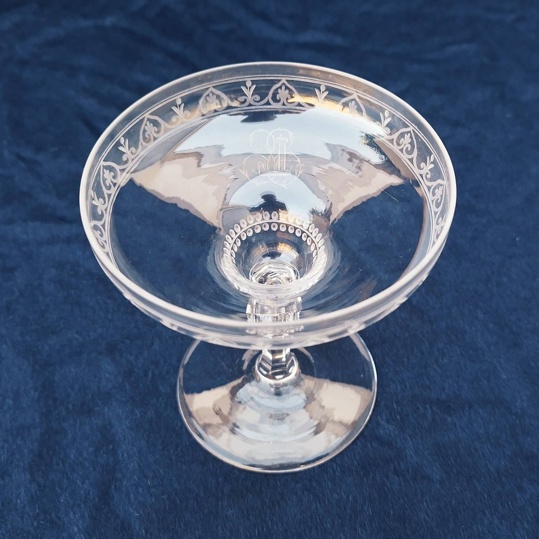 Baccarat crystal champagne glasses monogram 19th century