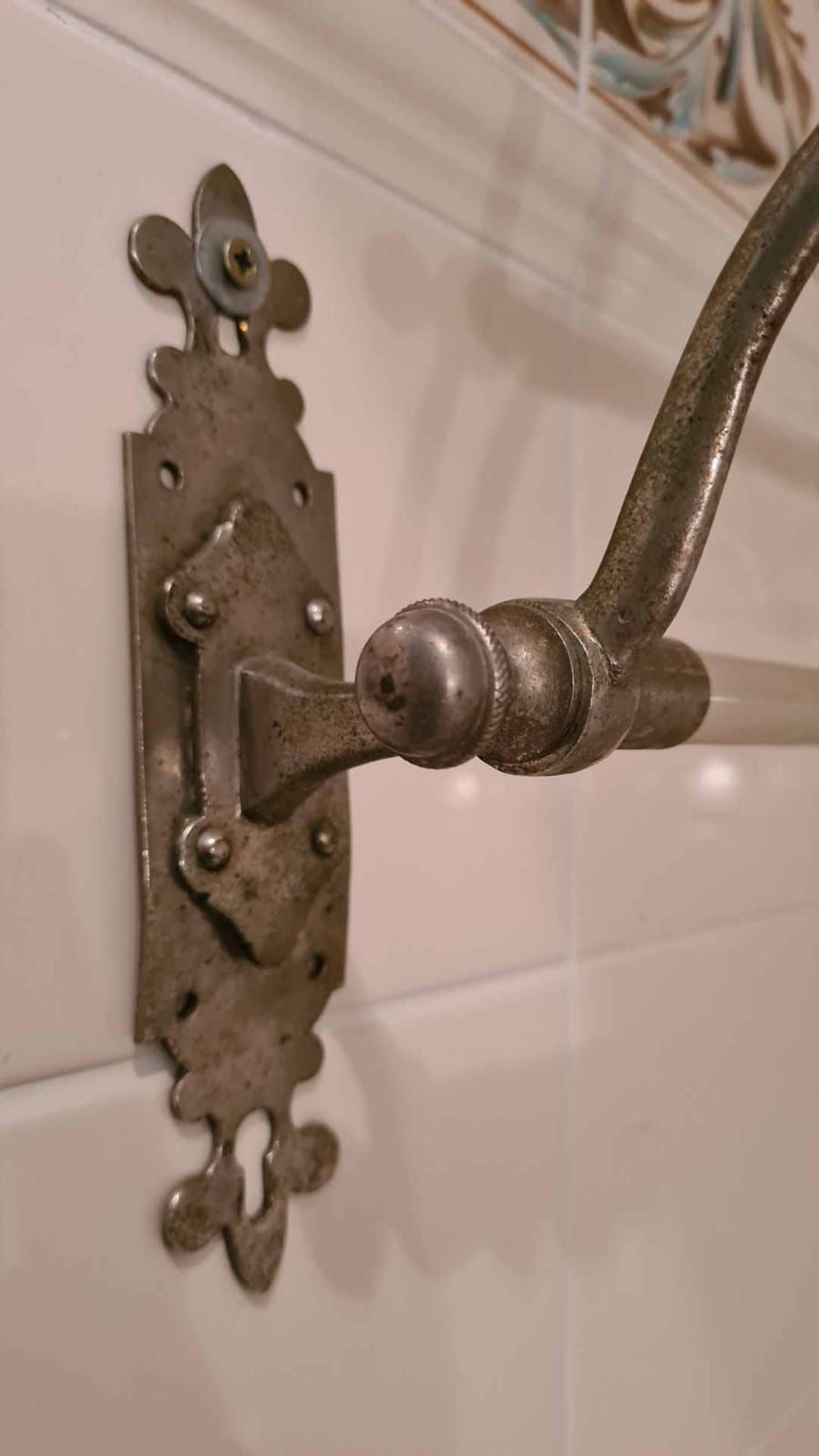 Art deco towel rack in metal and glass, vintage 30s