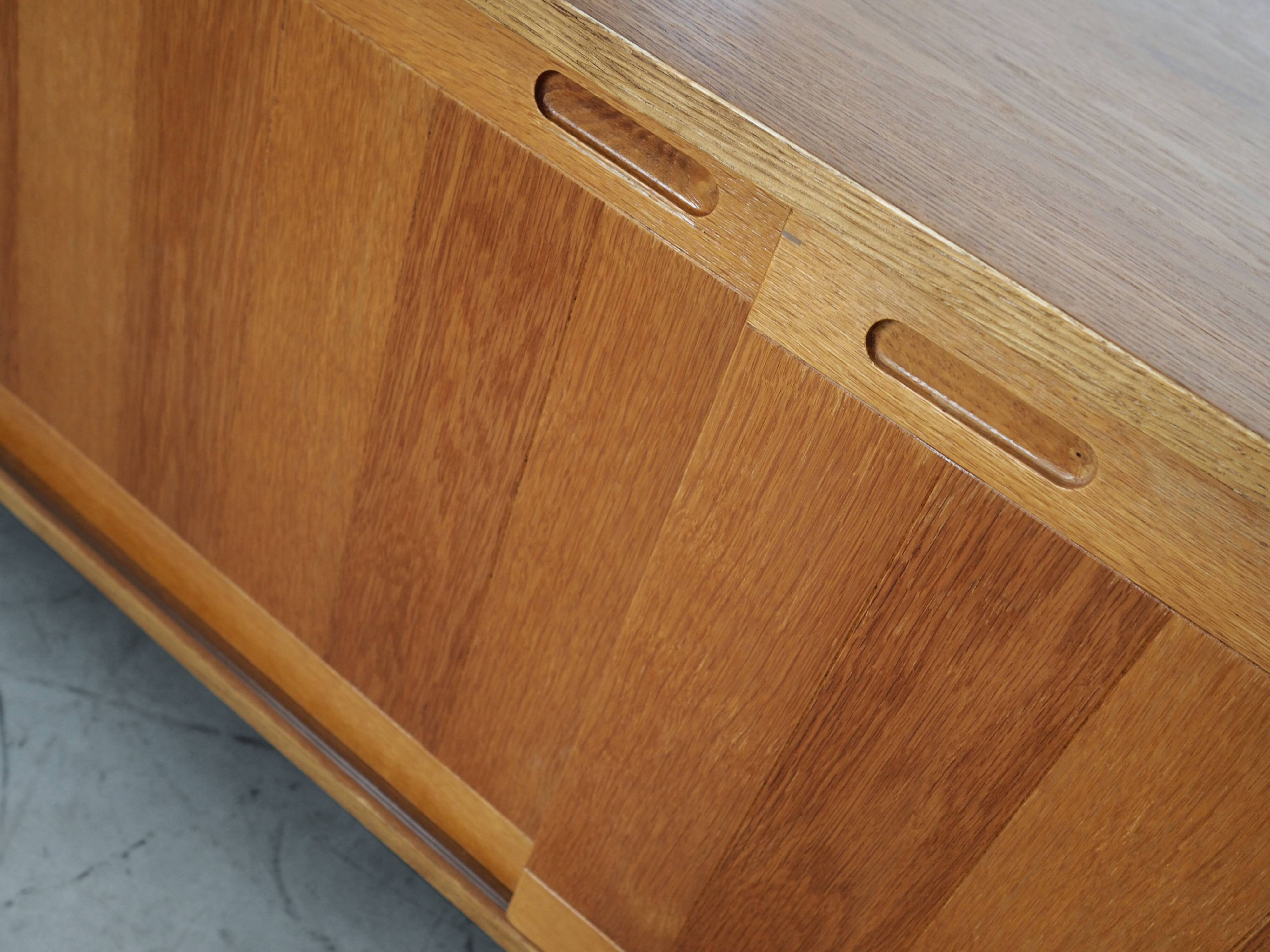 Buffet en frêne, design danois, années 1970, production : Skovby Møbelfabrik