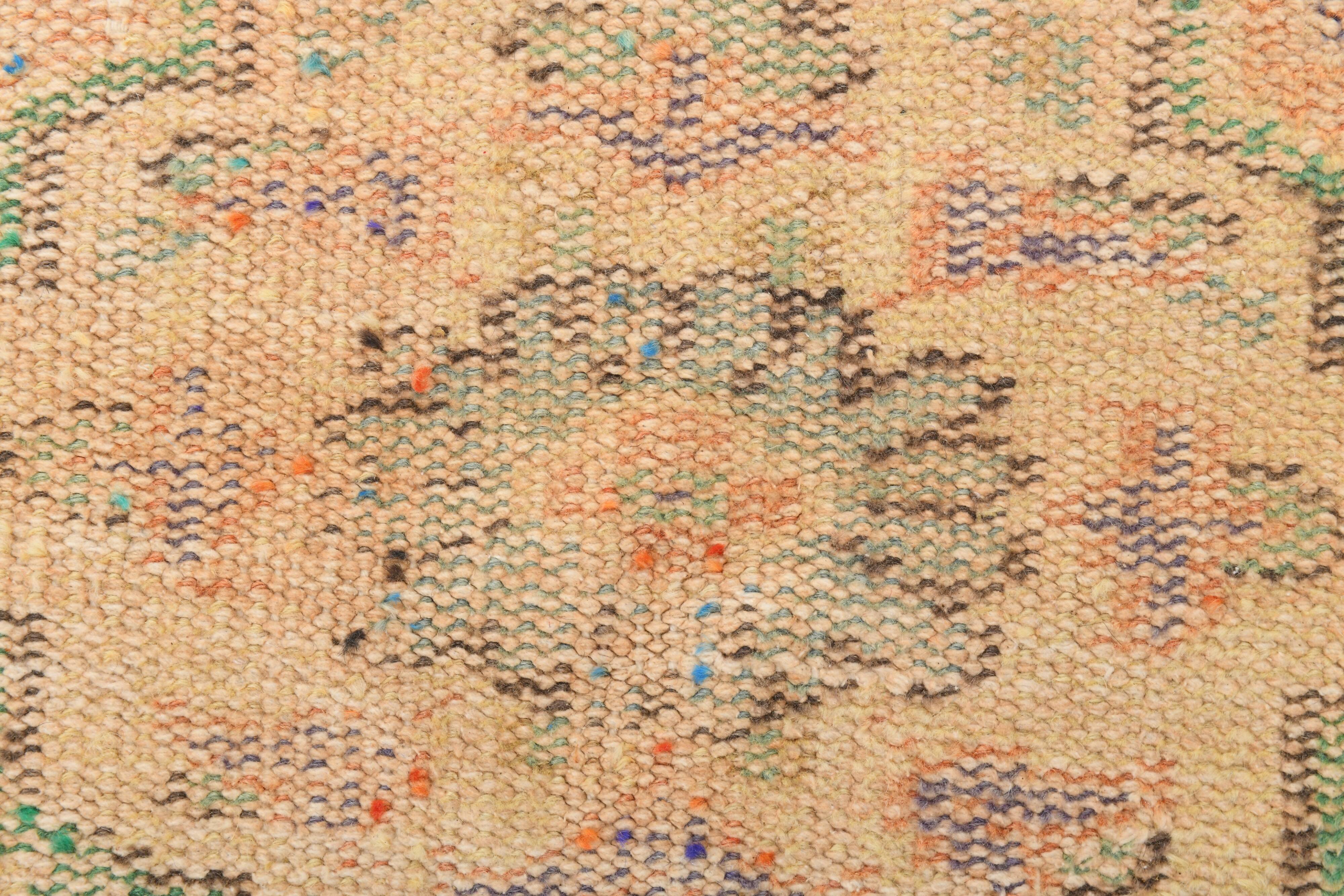 Apricot Tones Oversize Vintage Oushak Rug, 174x300 Cm