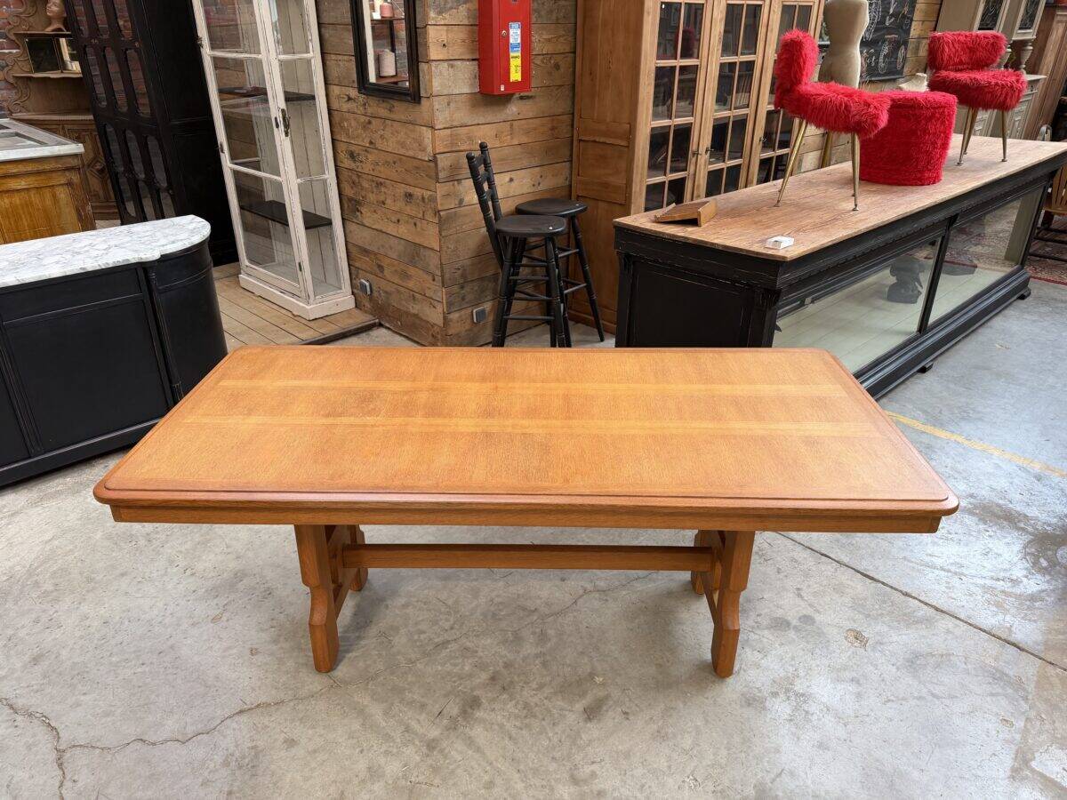 Table à rallonges Guillerme et Chambron pour « Votre maison »