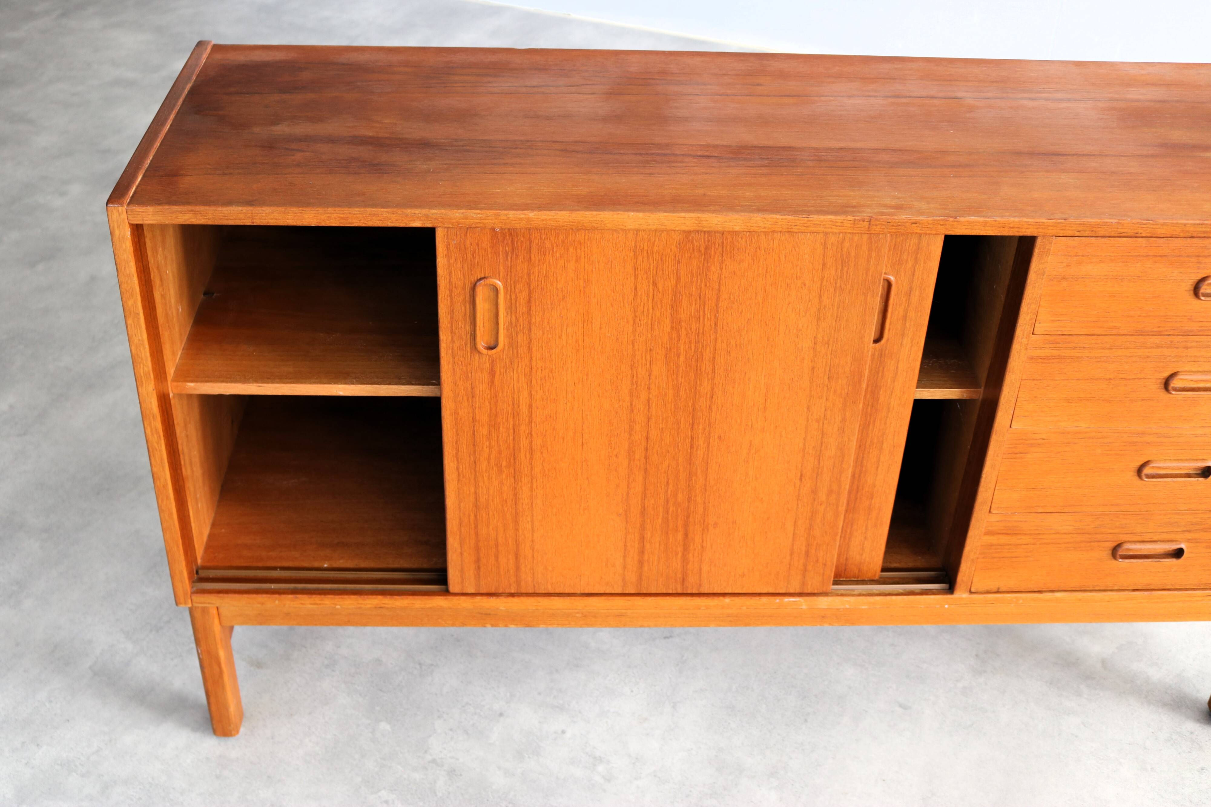 Vintage sideboard | dresser | teak | 60s | sweden