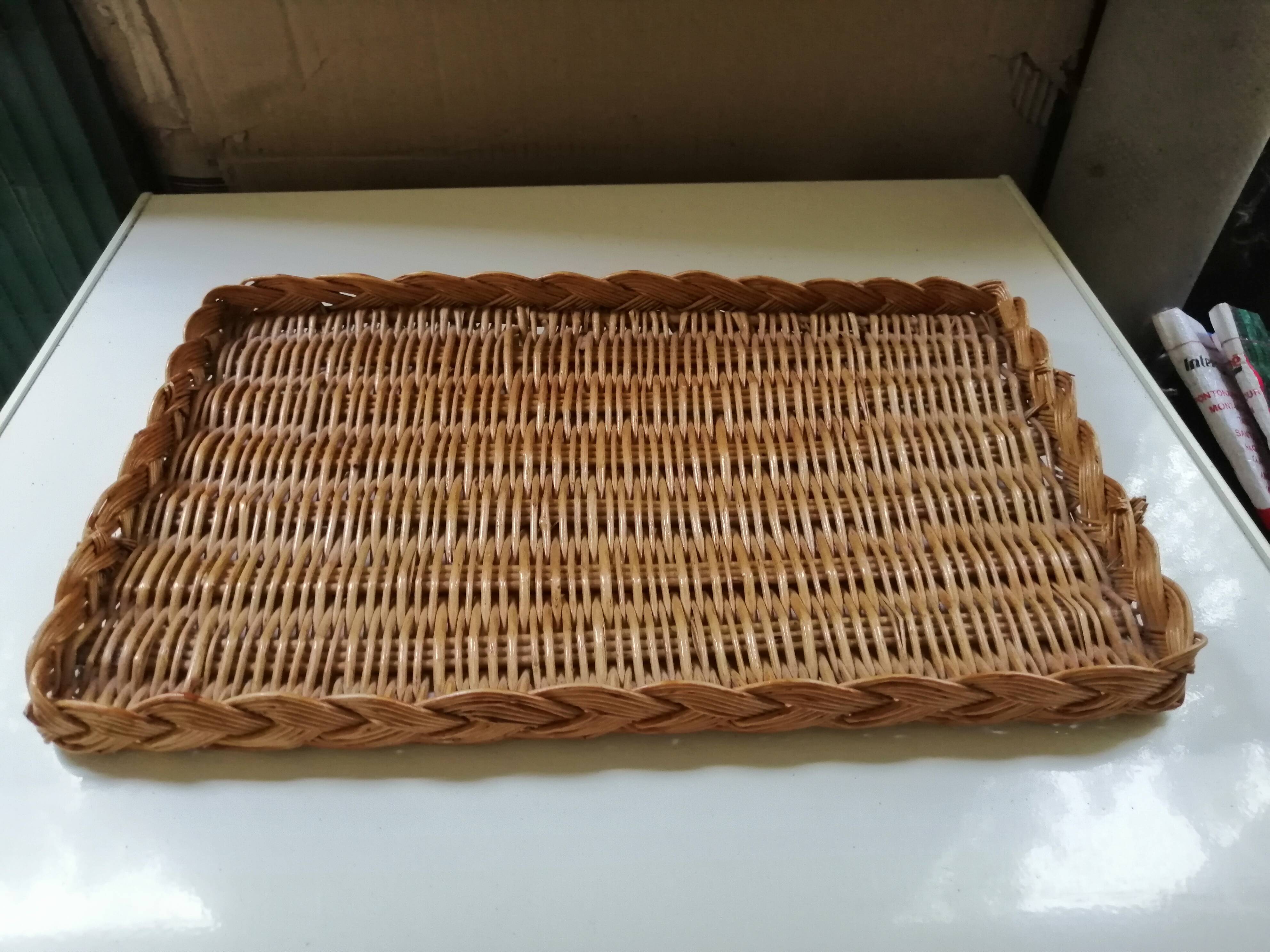 Vintage braided wicker platter