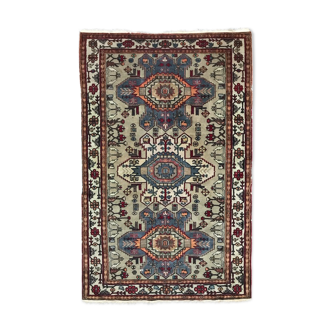 Carpet Caucasian chirwan 20th century handmade 130 x 204 cm