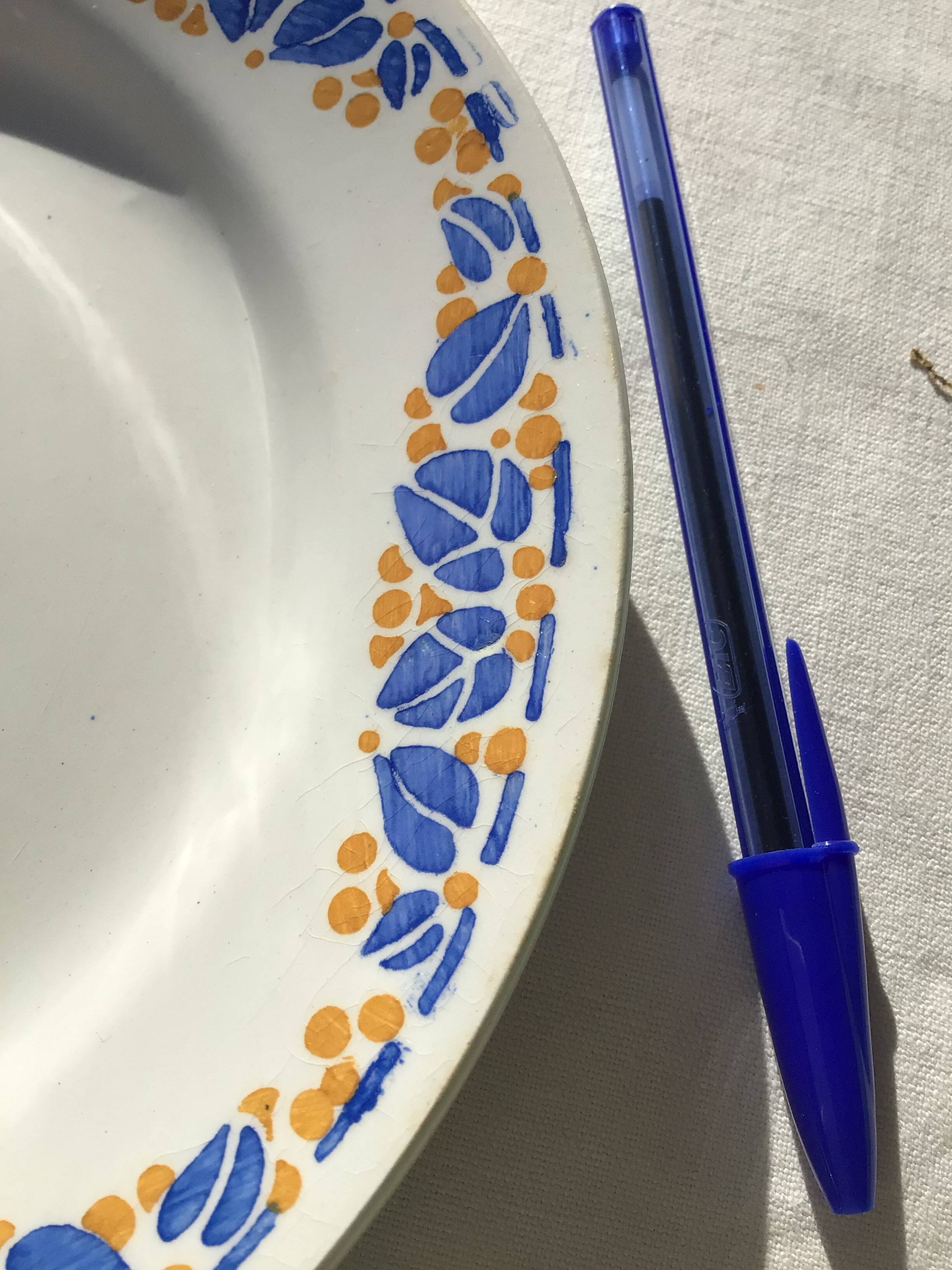 10 Colette HBCM blue and saffron dinner plates