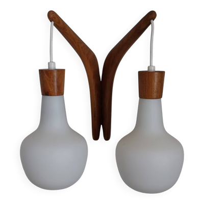 applique double teck et opalines suspendues scandinave