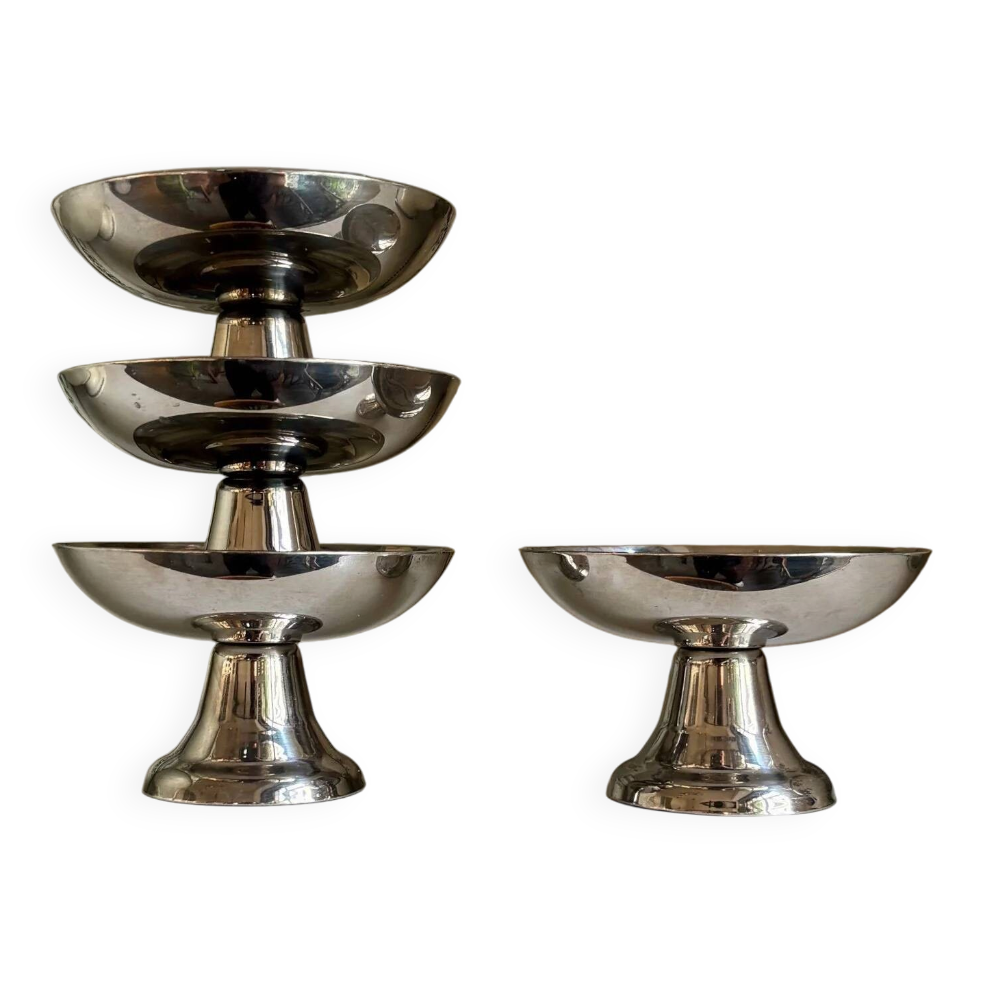4 stainless steel ice cream bowls
