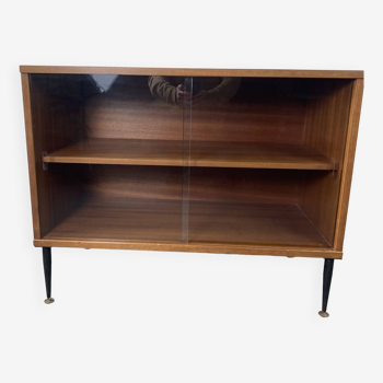 Buffet style scandinave avec porte en verre