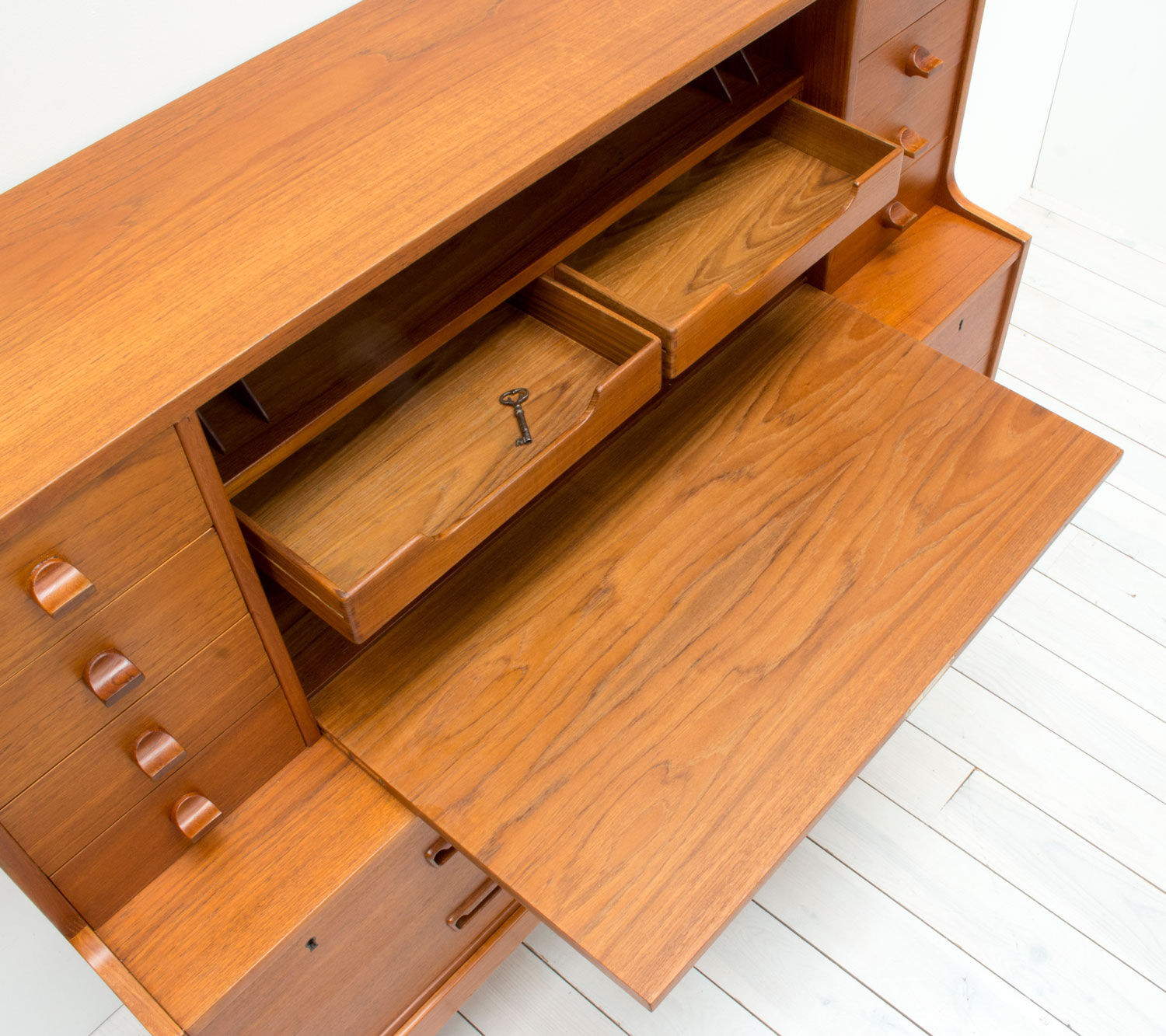 Danish teak writing desk model 69, by Arne Wahl Iversen 1960