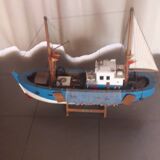 Model boat