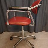 Kevi armchair in skai and chrome metal