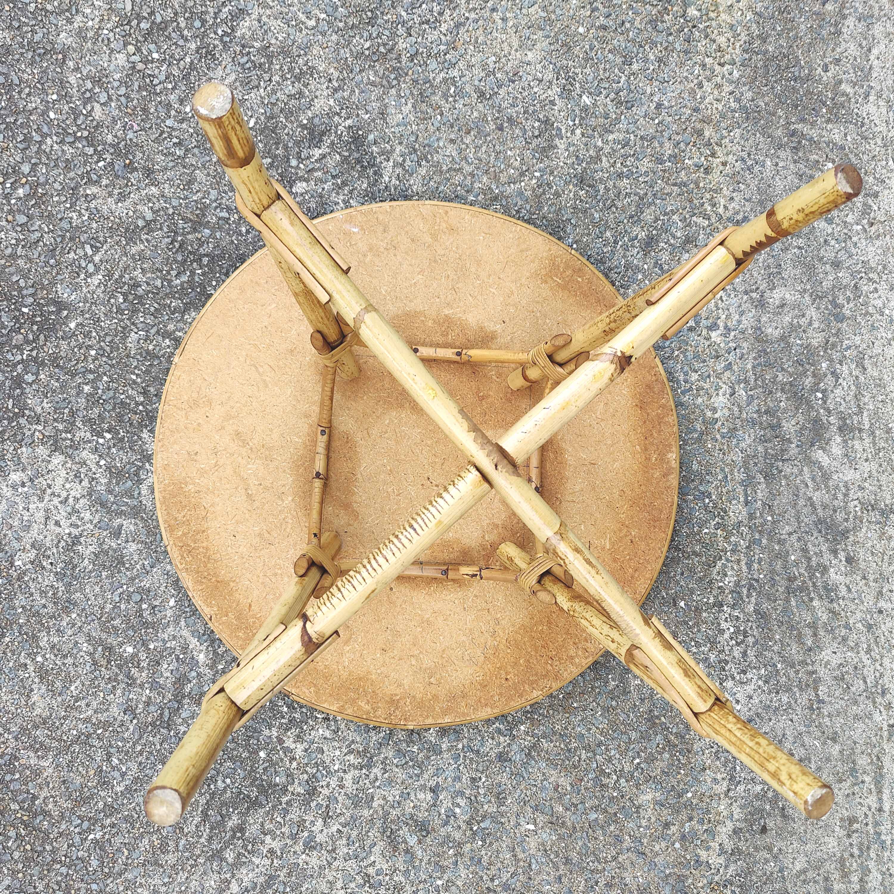 Round coffee table vintage rattan and vinyl braided straw way