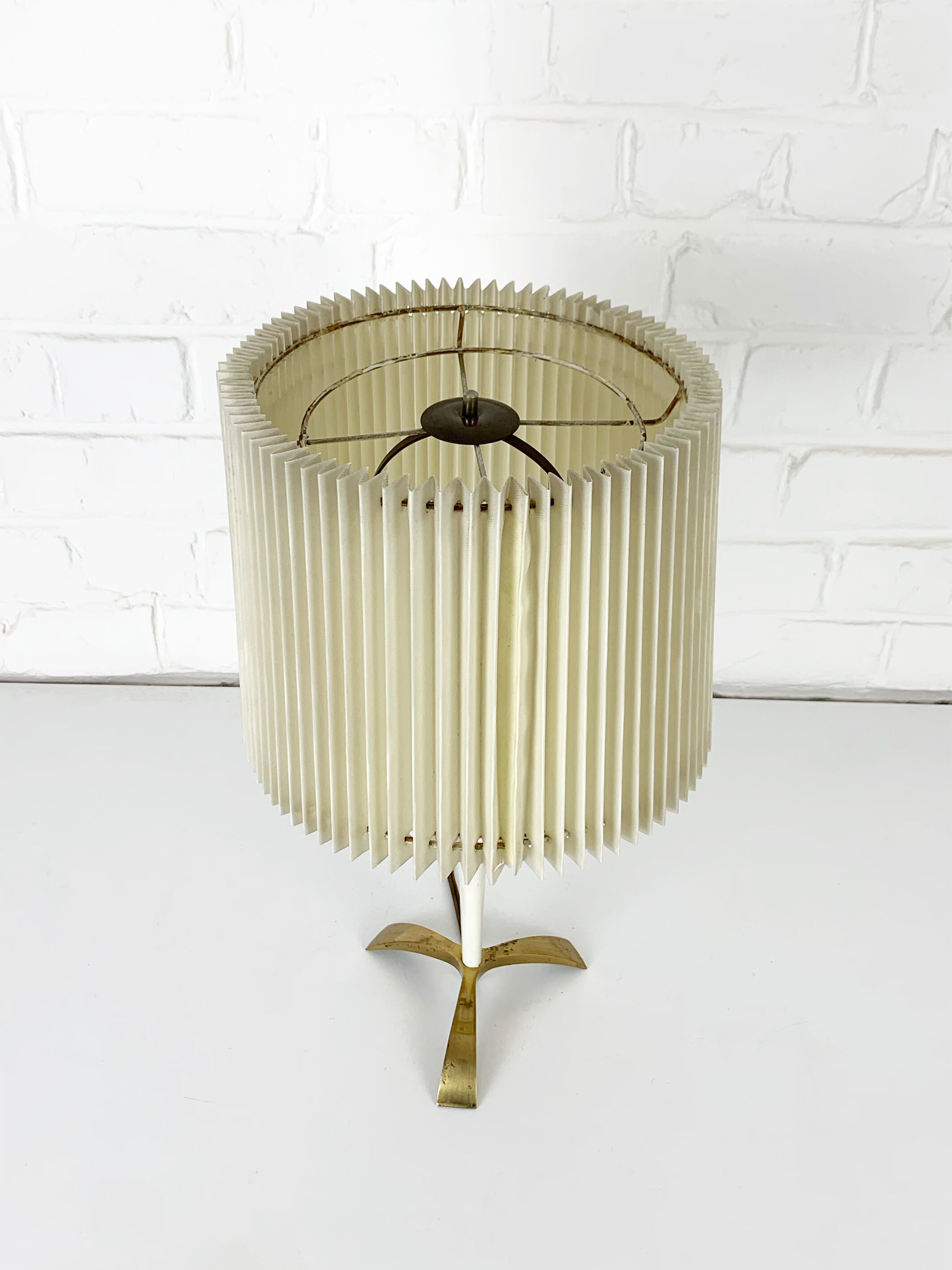 Modernist Table Lamp by J.T. Kalmar, Austria, Mid-Century Brass