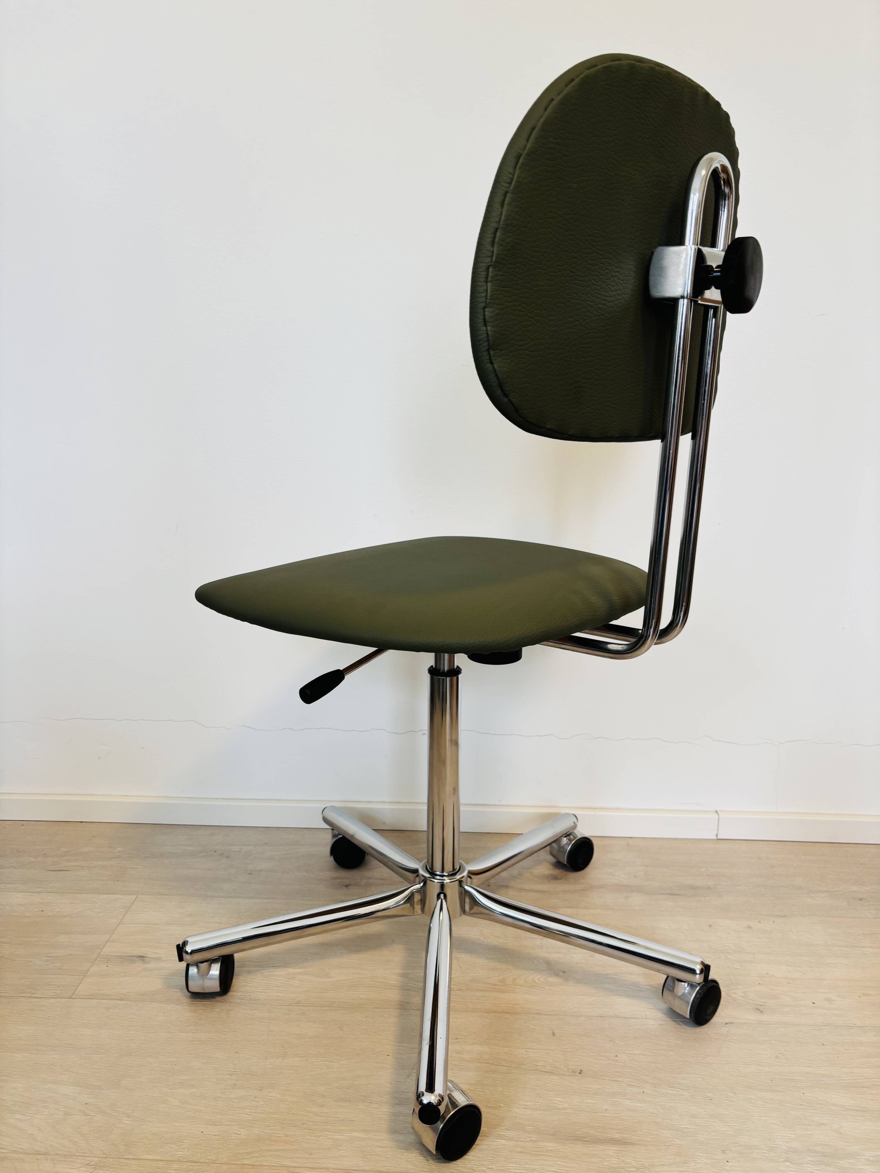 Fully Restored Vintage Desk Chair Nobareto by Kovona, Czechoslovakia 1970’s