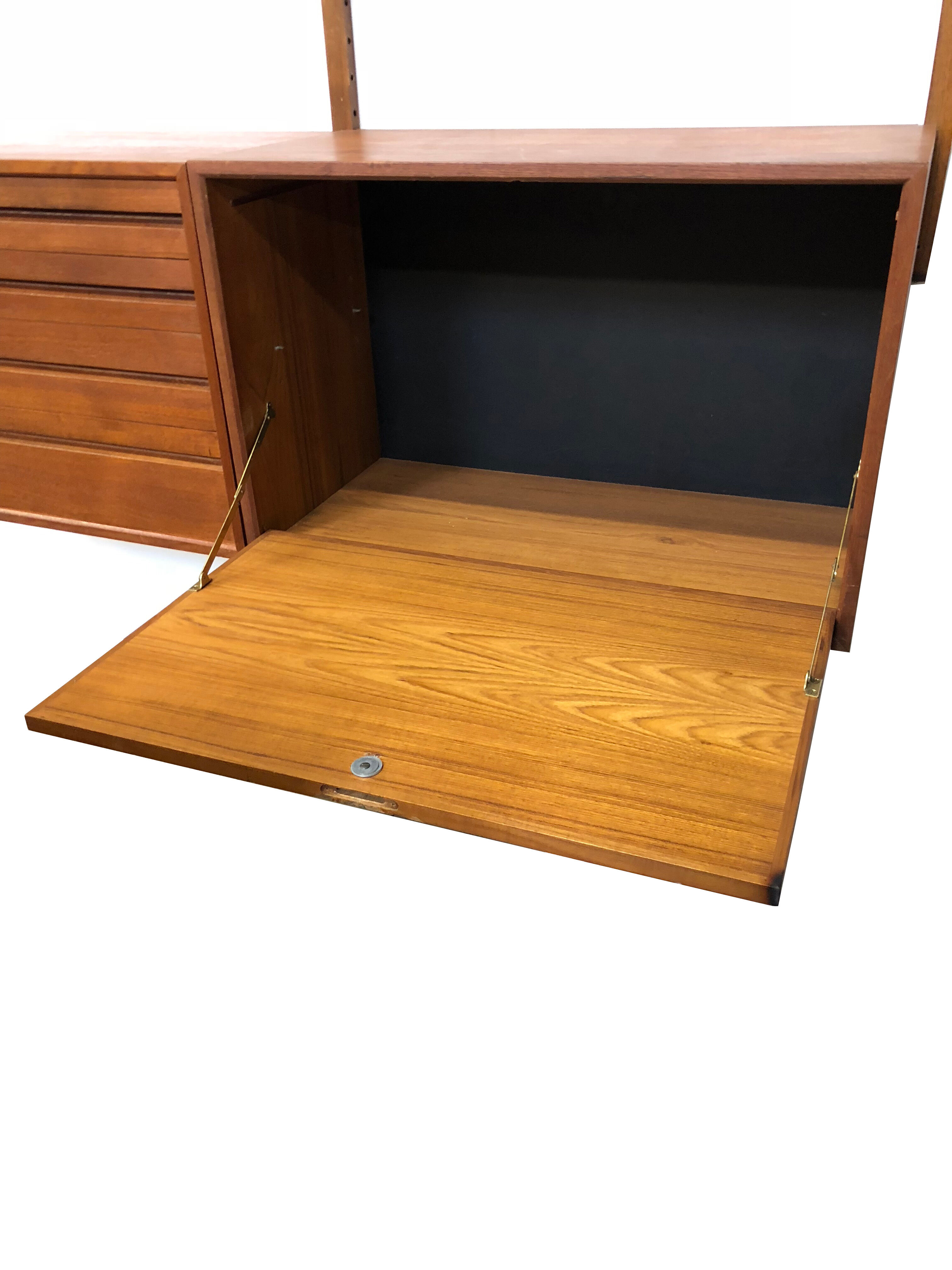 Poul Cadovius royal system