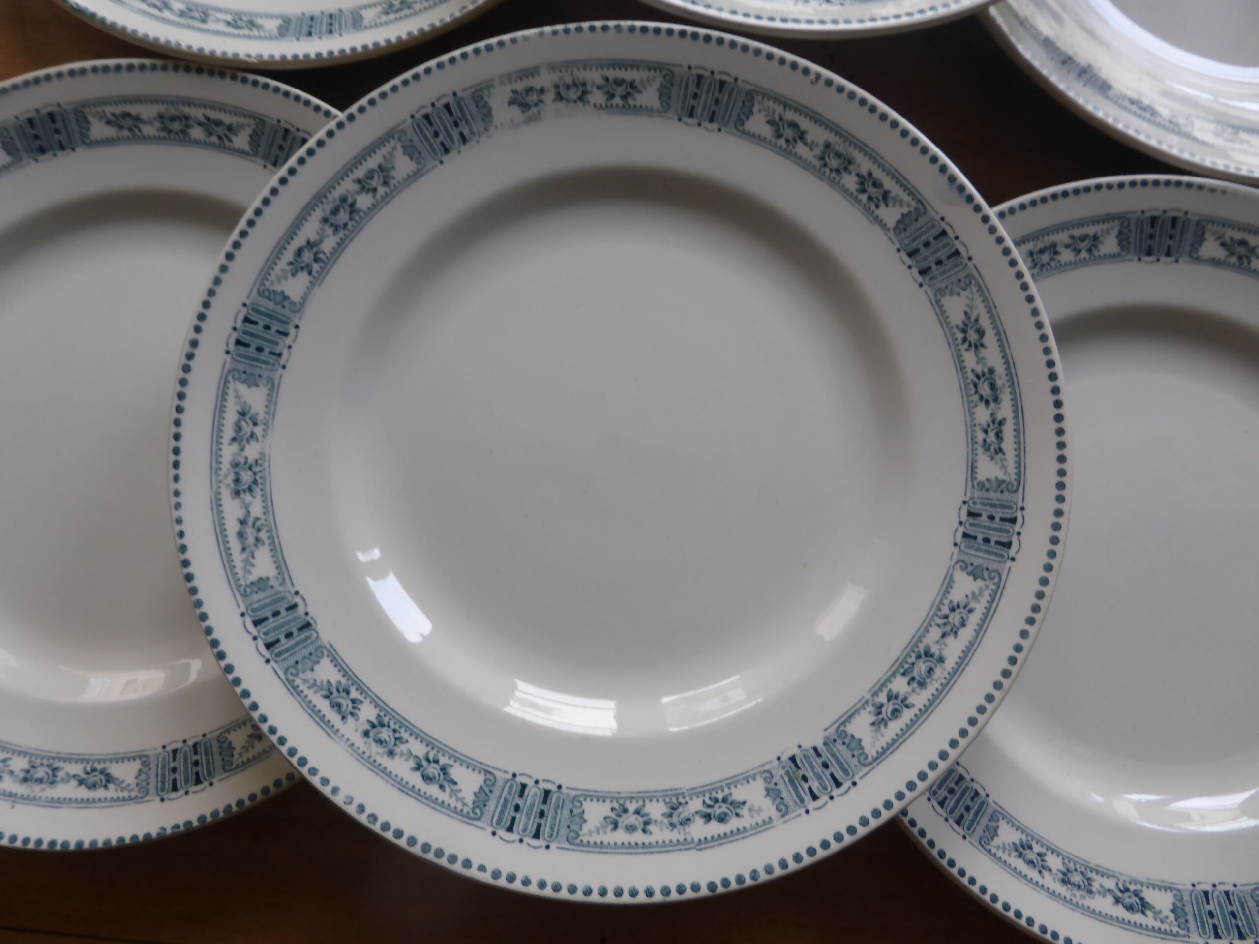 6 flat plates in iron earth Moulin des Loups model Pasteur