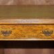Bureau partenaire victorien en chêne pollard vers 1880 avec plateau en cuir