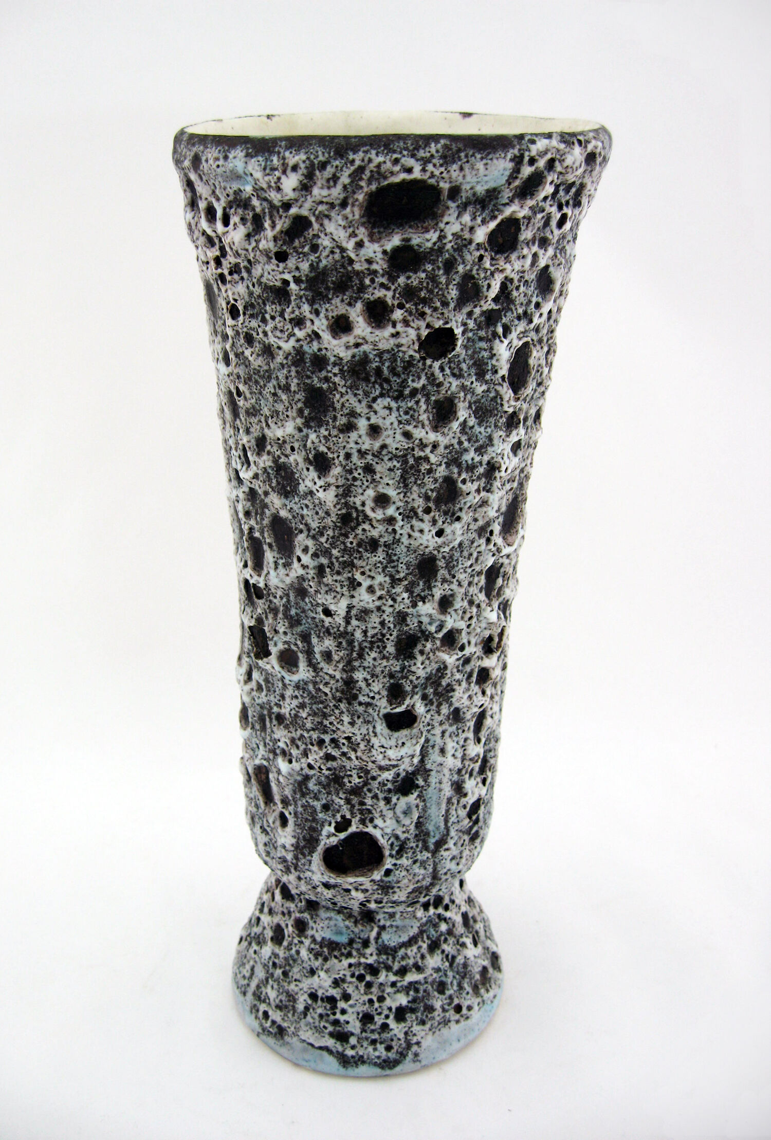Matte ceramic vase - black and white Fat Lava décor - Annette Roux Vallauris - vintage 60s