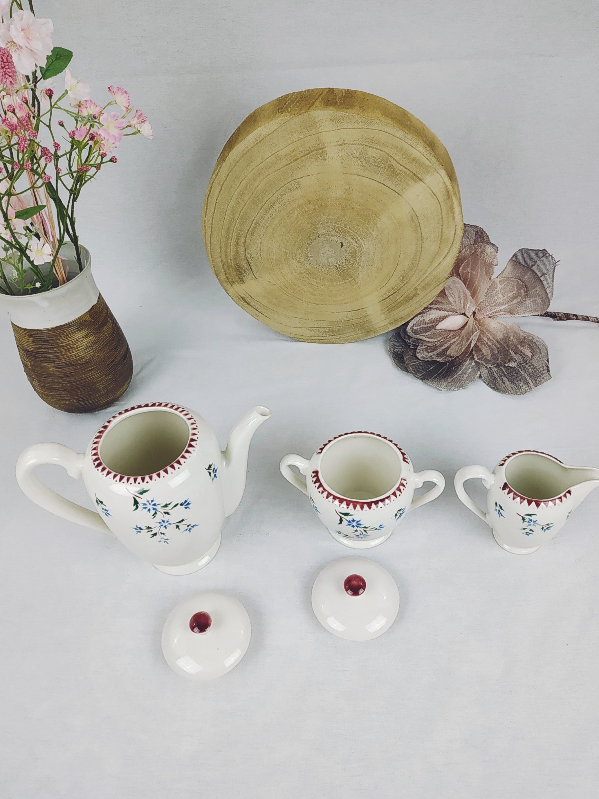 Porcelain coffee service