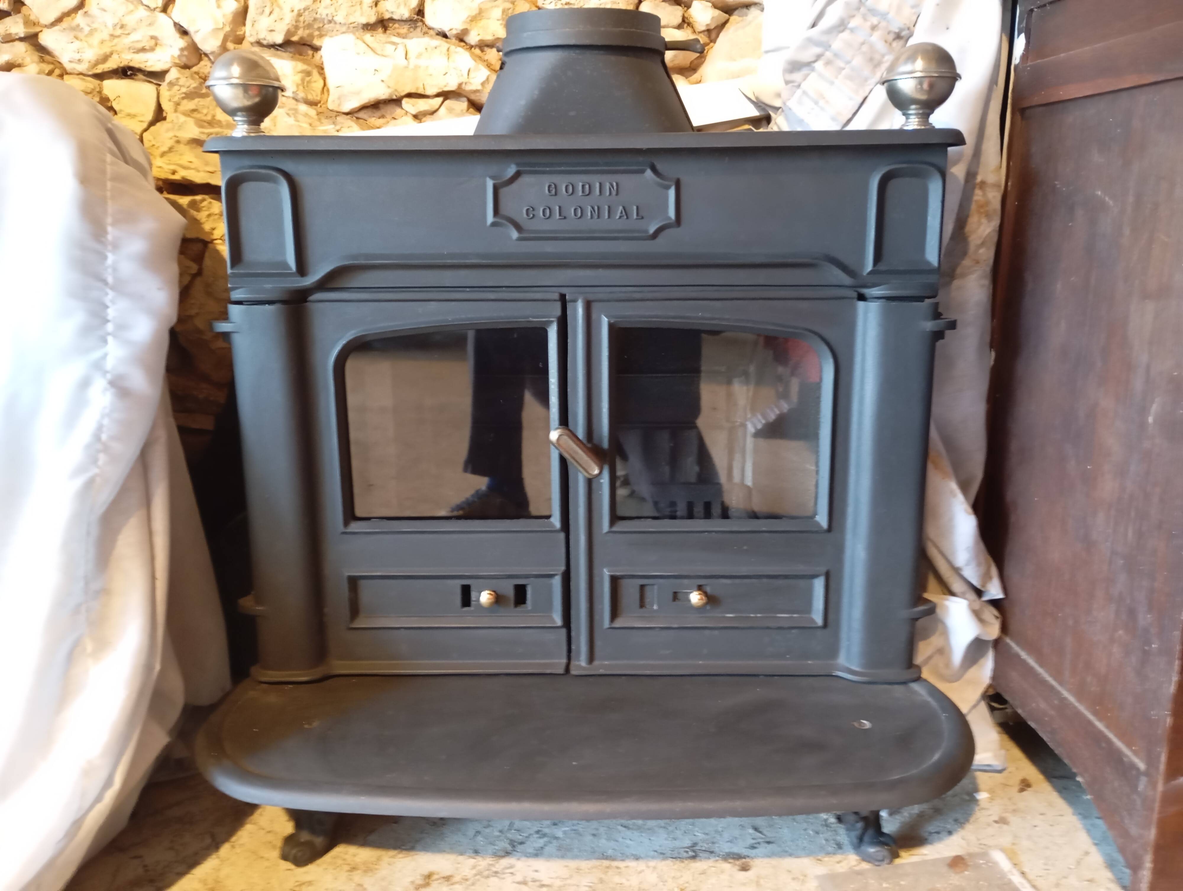 Godin colonial stove P41