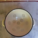 Enameled strainer