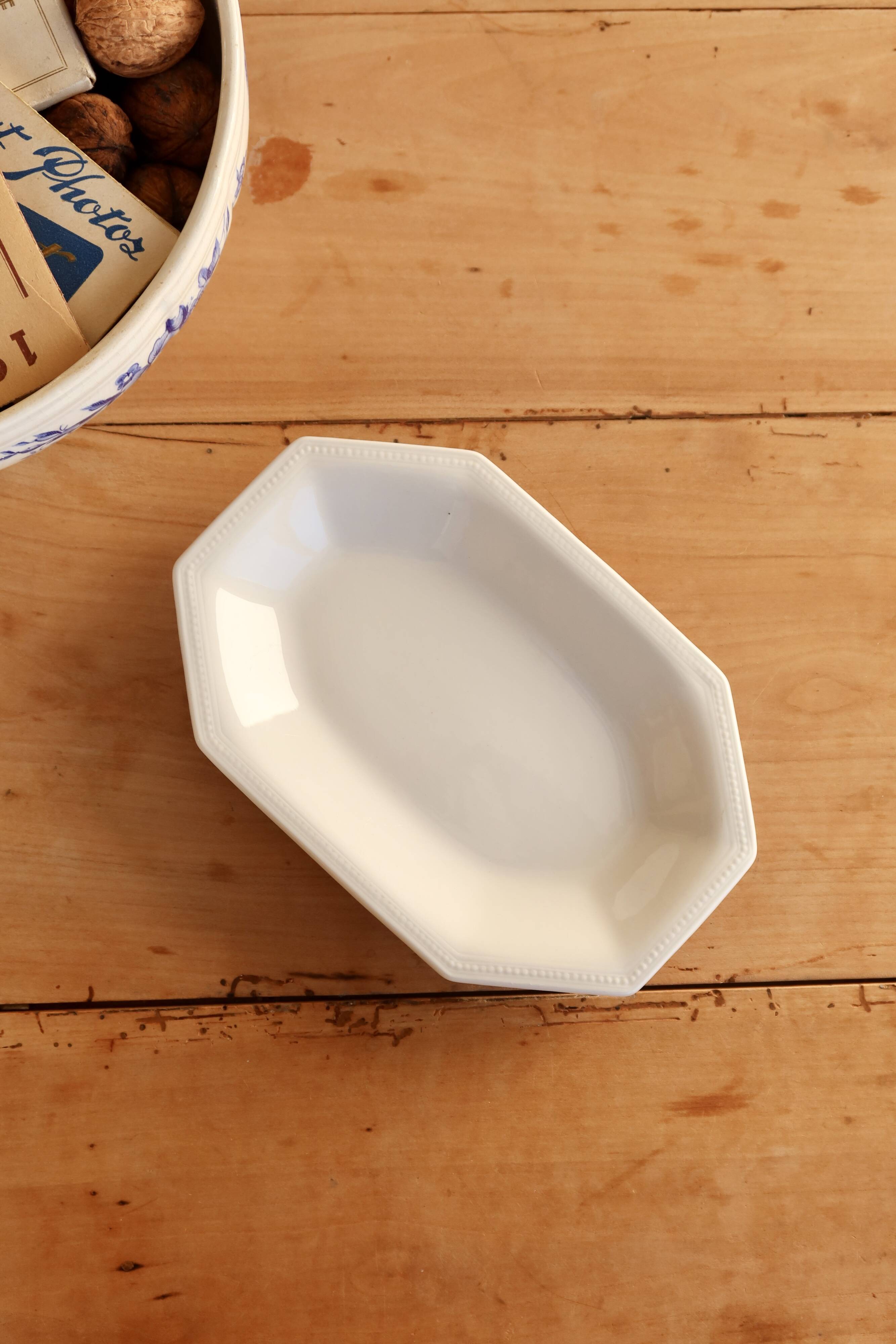 Ravier vintage English porcelain Johnson Brothers model Pearl