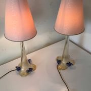 Set of 2 vintage romantic Venetian Italian table lamps in Murano glass.