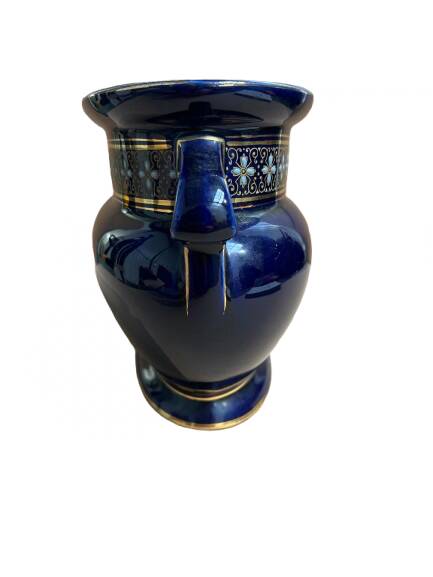 Blue earthenware planter decorated with gold motifs