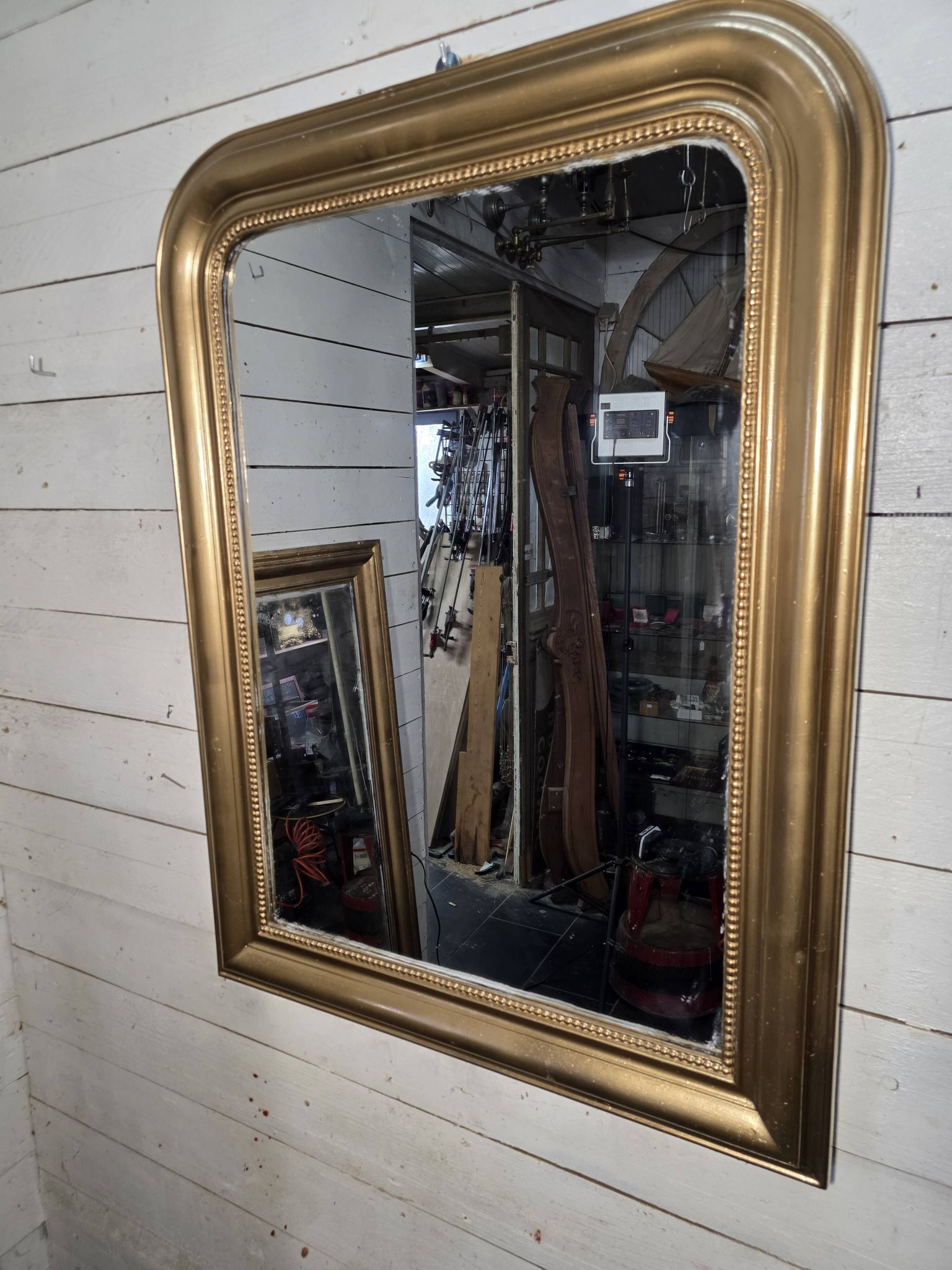 Miroir style Louis Philippe doré,  100×74cm