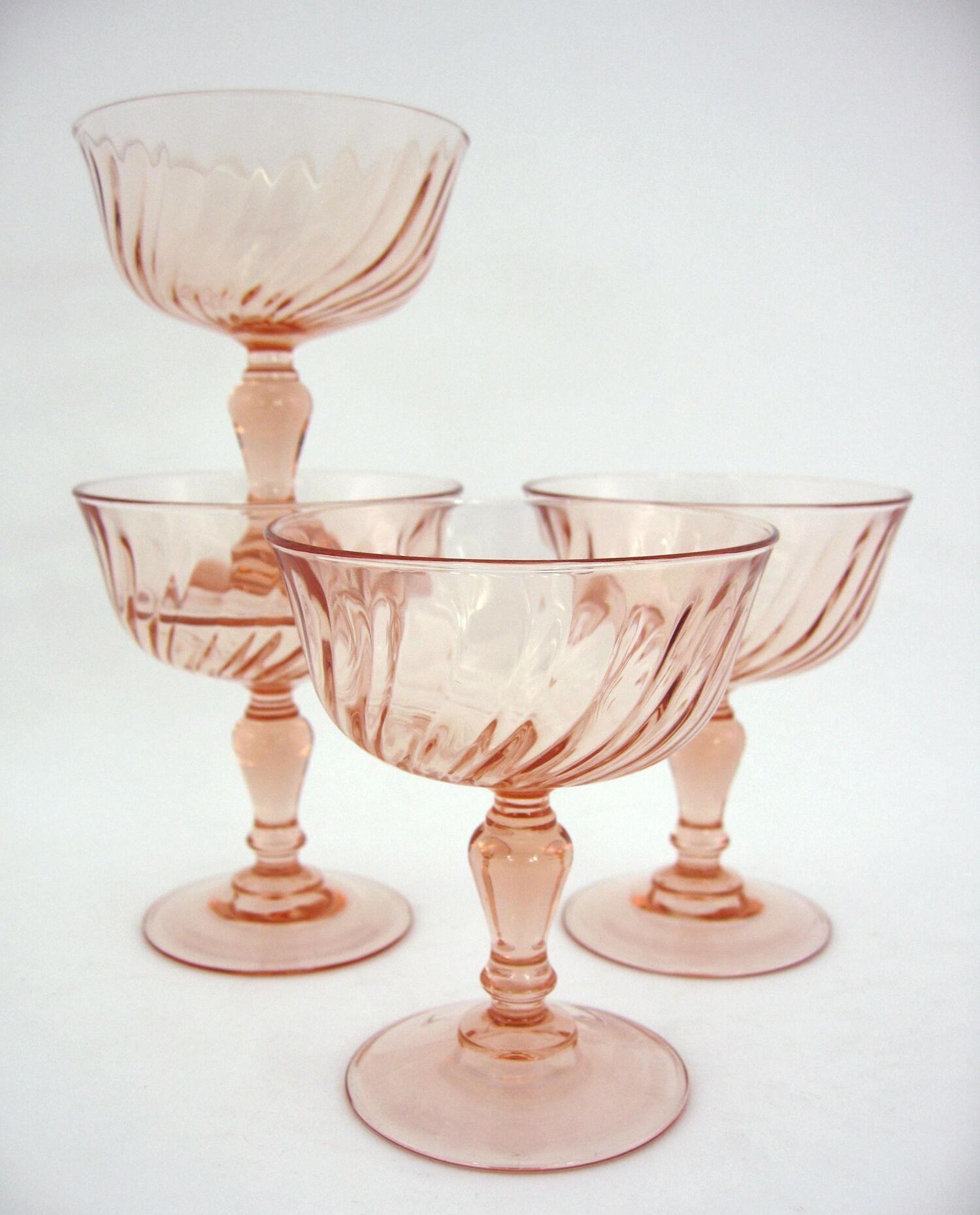 4 champagne glasses in powder pink twisted glass - Rosaline Luminarc Arcoroc - vintage 80s