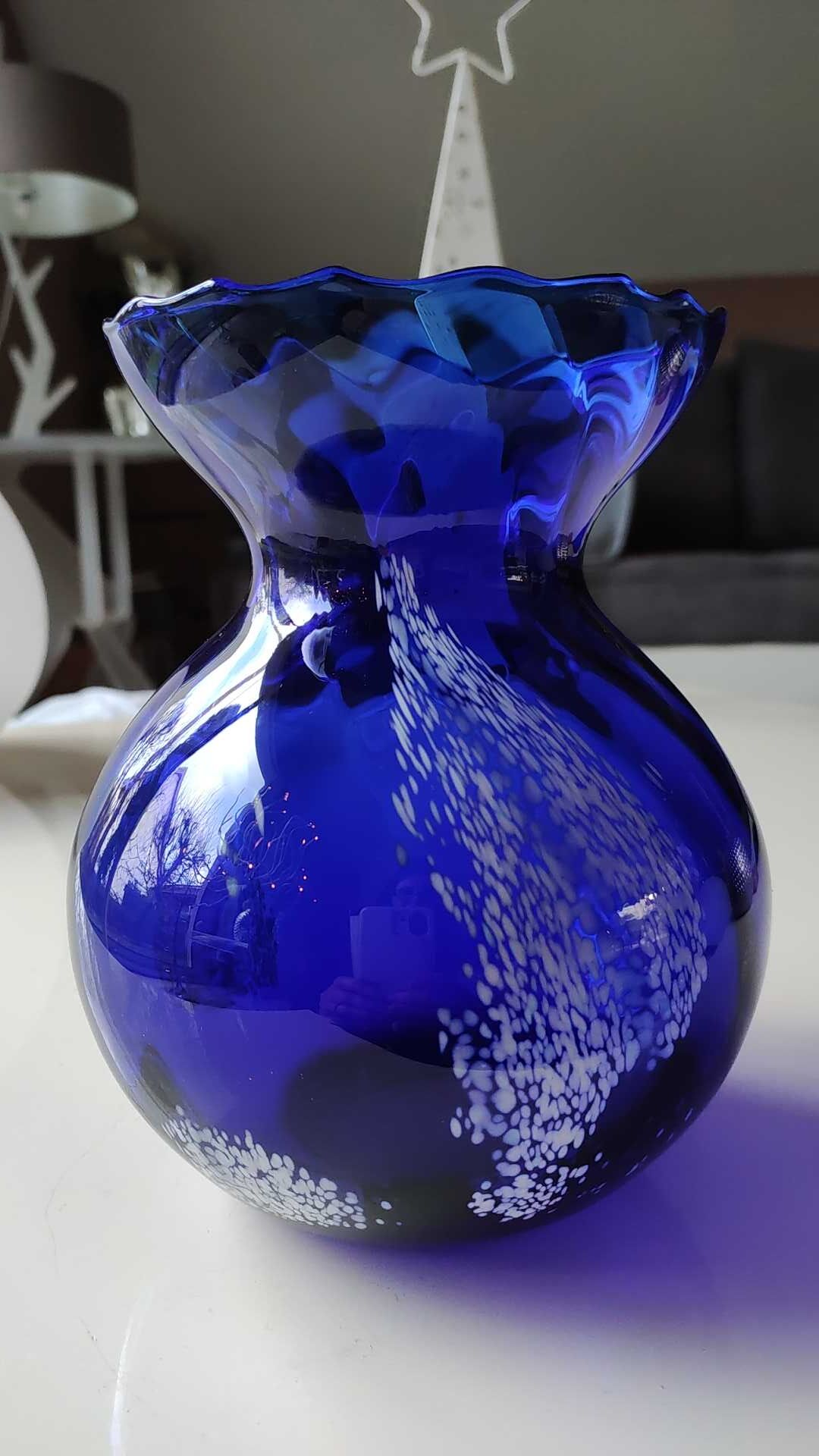 Vase shape vintage ball blown glass with frill