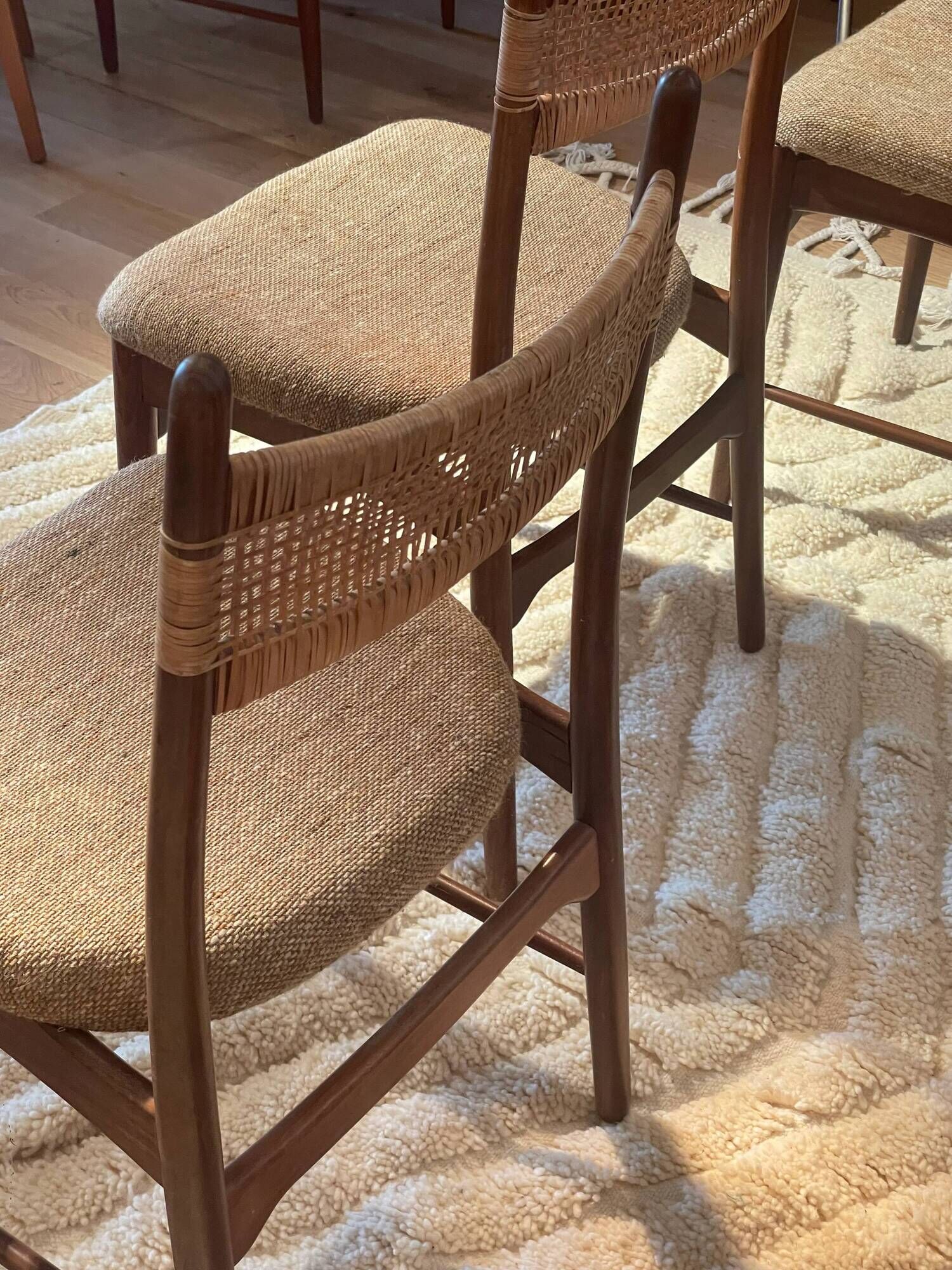 Vintage Scandinavian chair "Hanne" in teak (4 available)