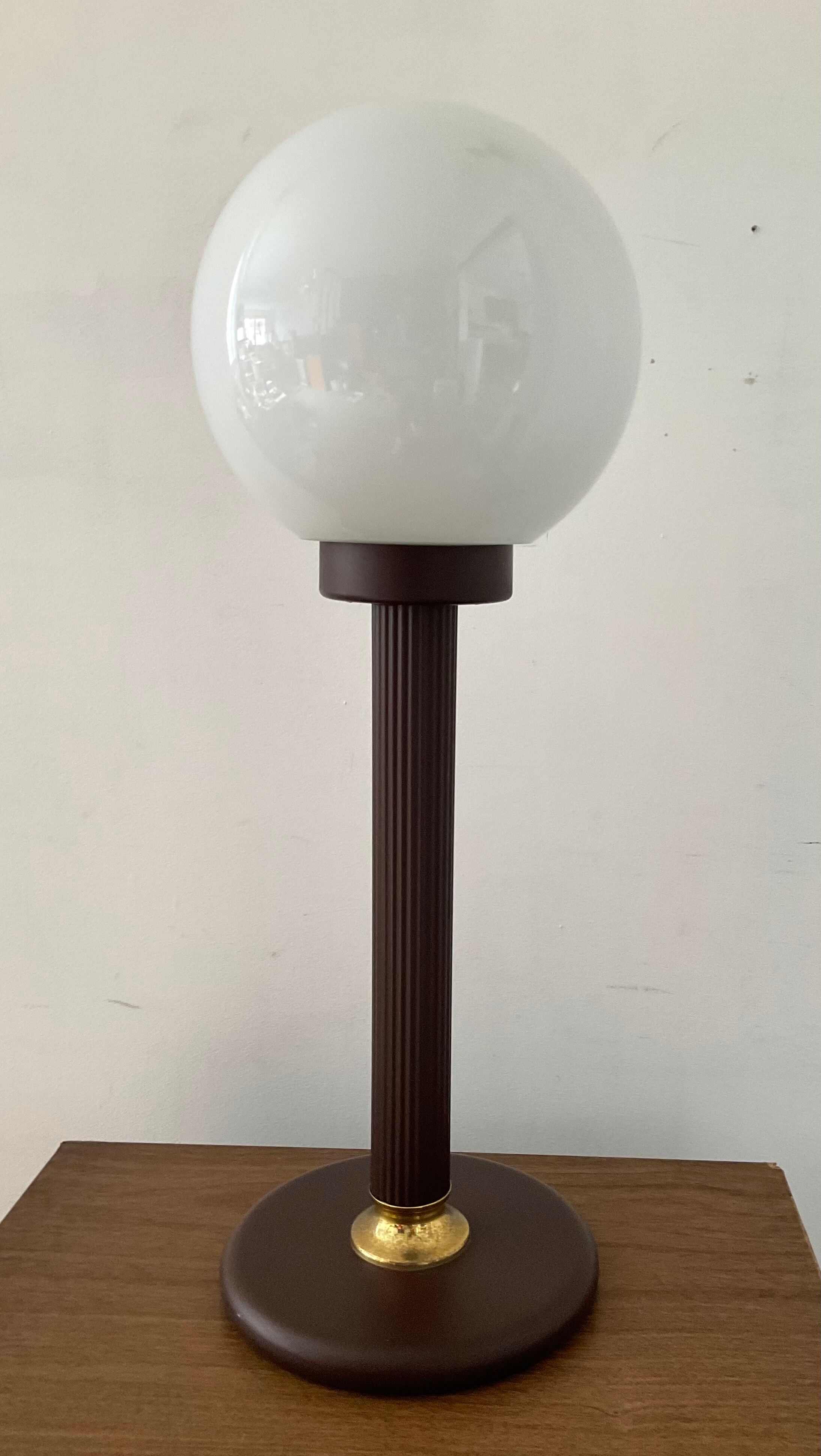 Lampe vintage des années 70 en métal et opaline