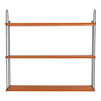 Étagère scandinave vintage « Hylla » des années 1960 en chêne et métal