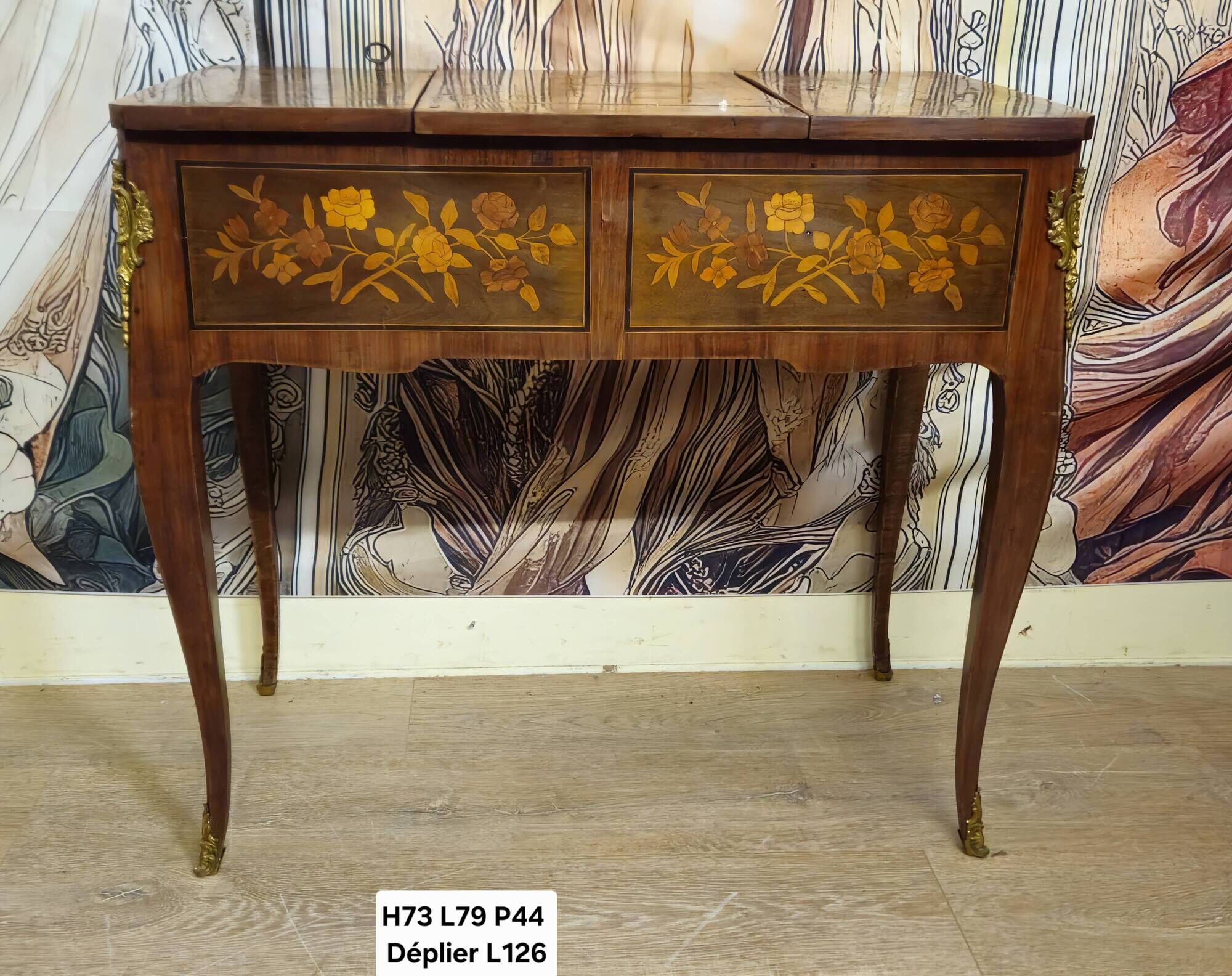 Powdered marquetry, French work from the Louis XV Transition period.
