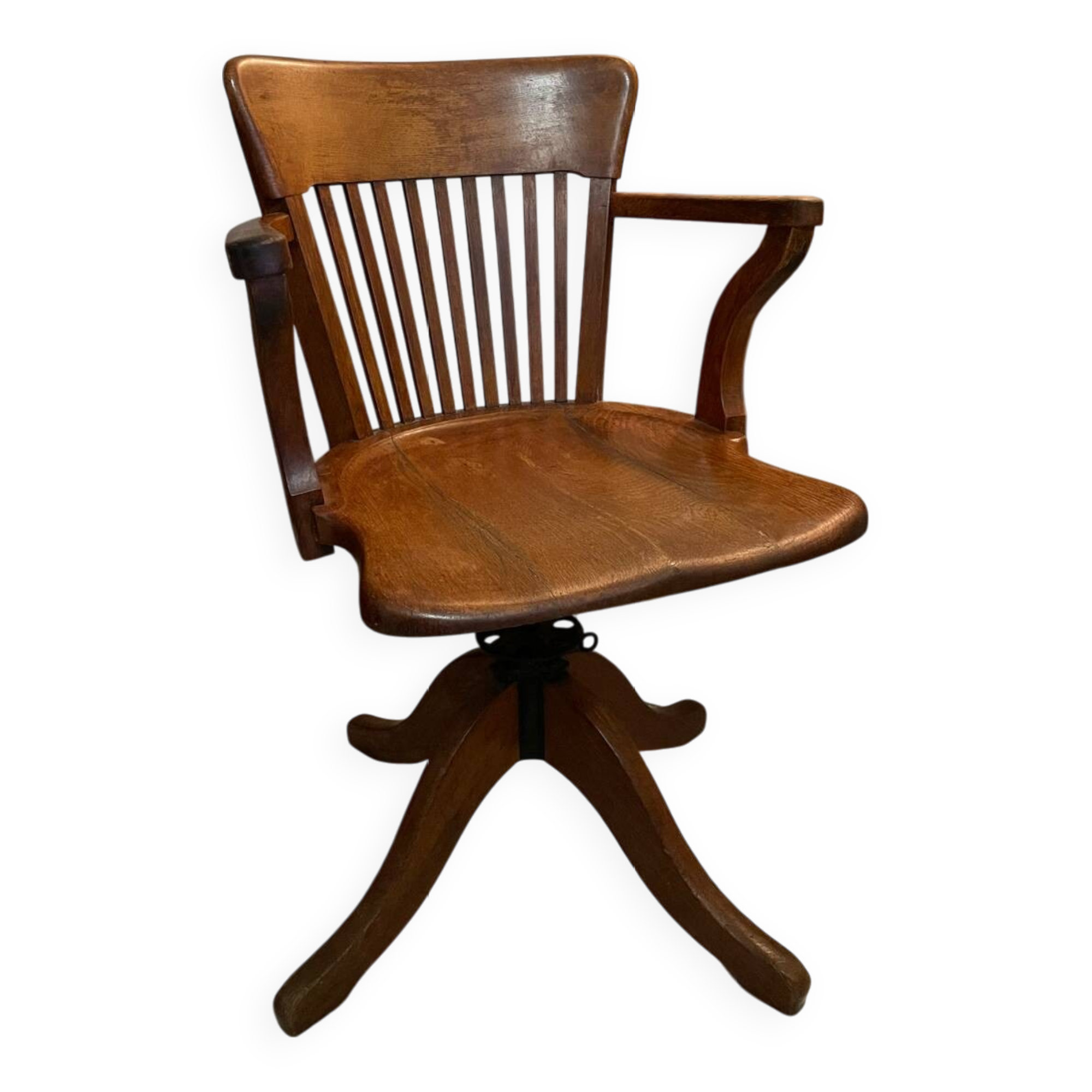 1930s American armchair