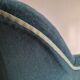 Fauteuil crapaud velours vert avec franges