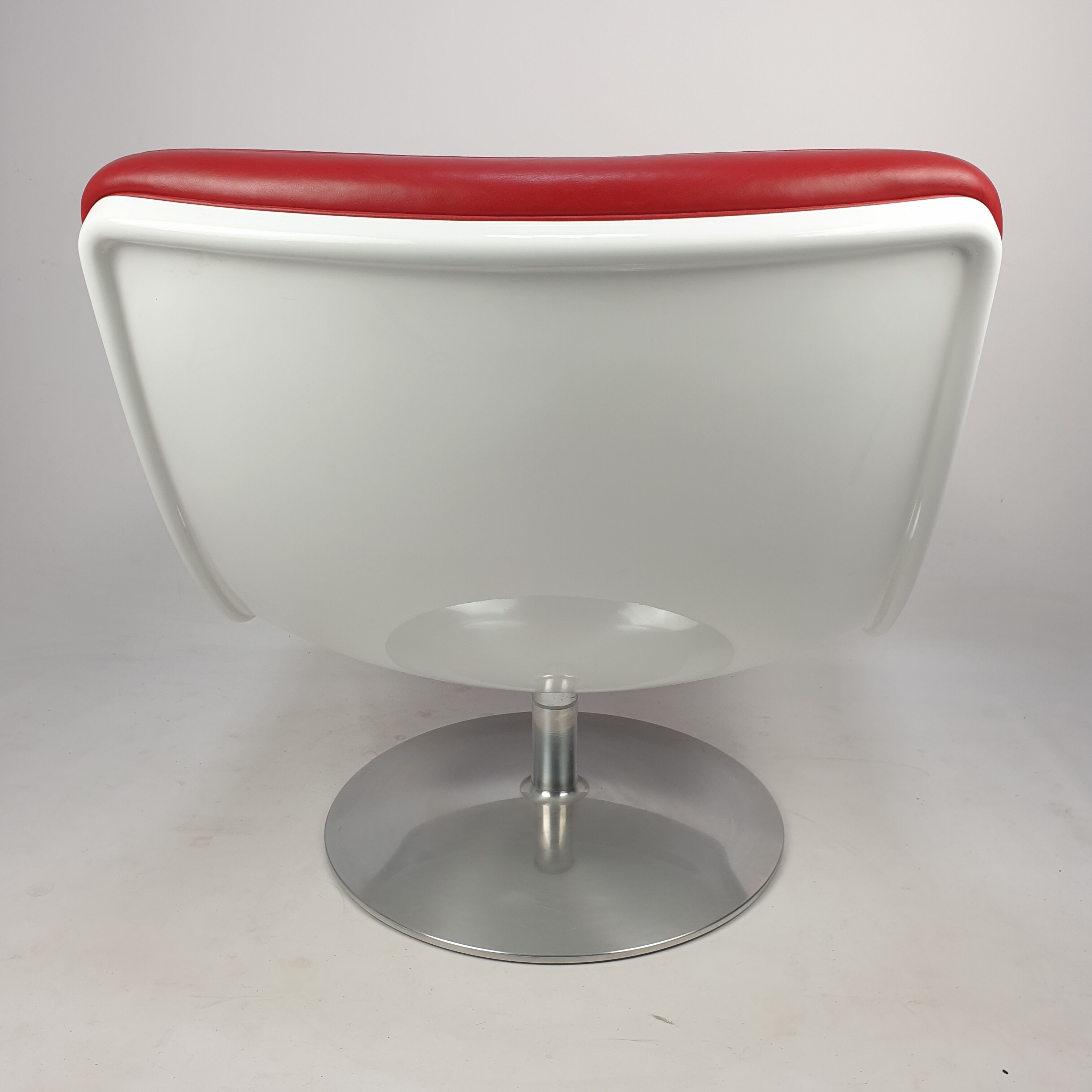 Model F978 lounge chair by Geoffrey Harcourt for Artifort, 1990s