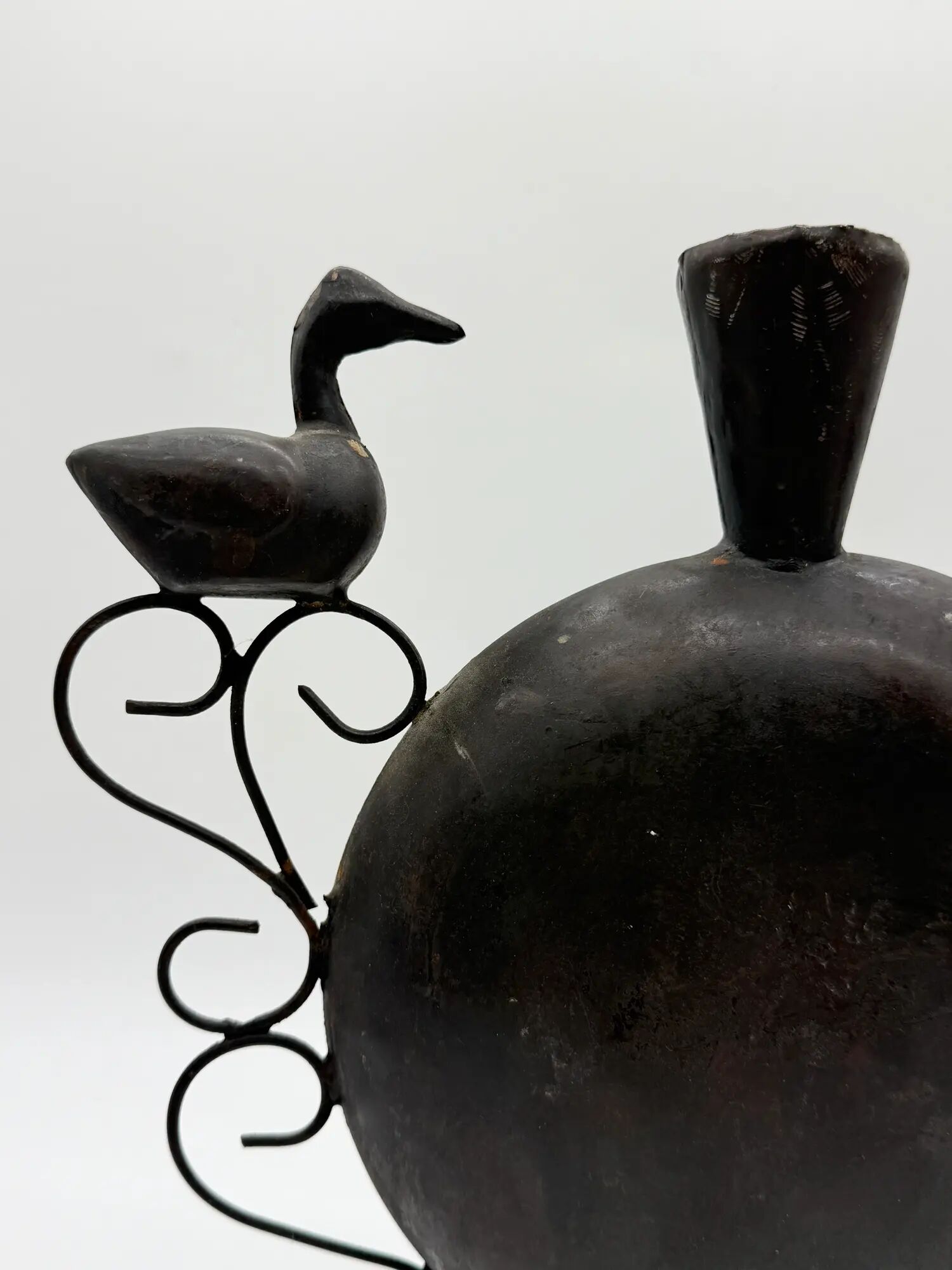 Vase with birds in forged metal, handcrafted, 1960s