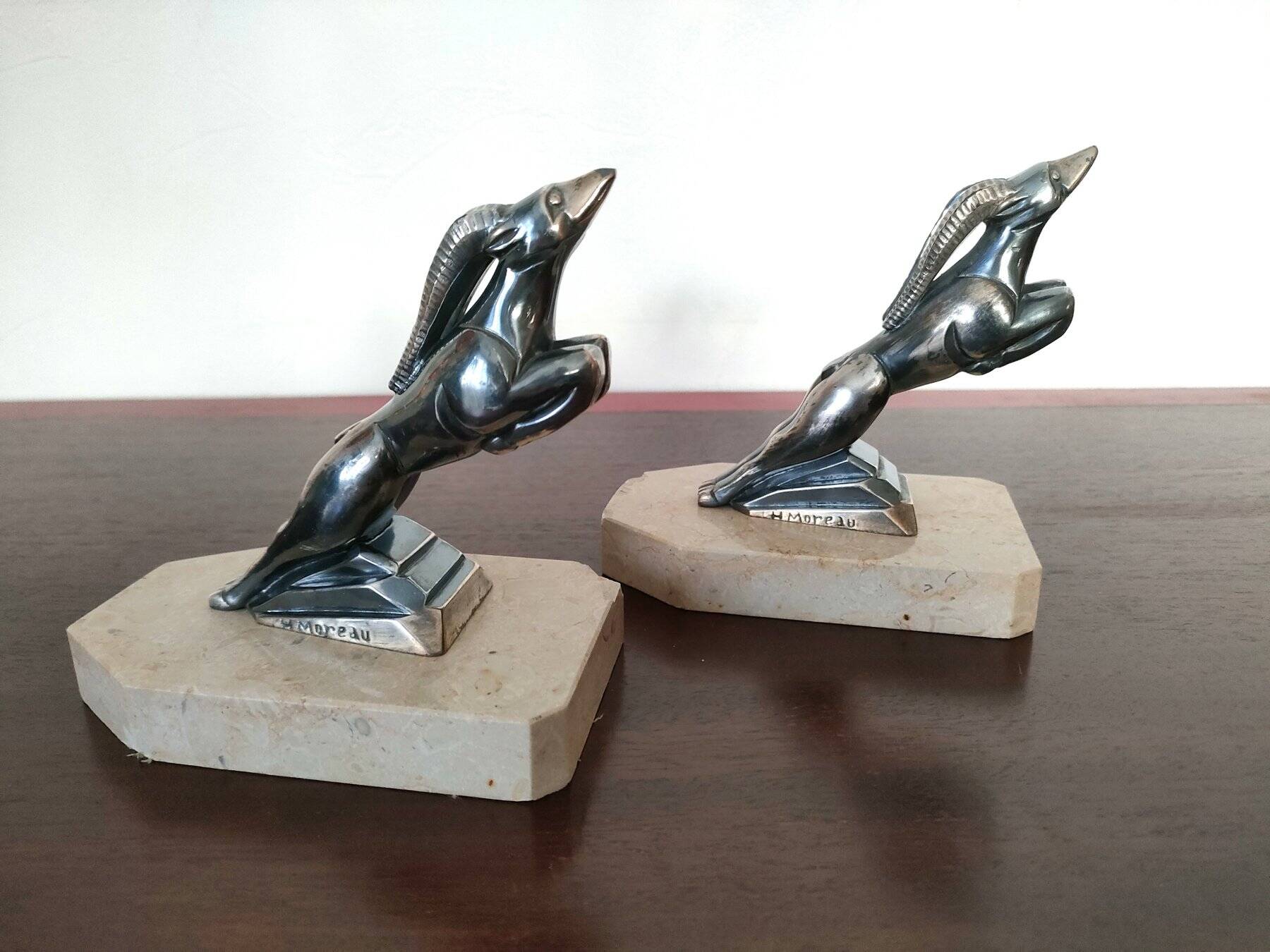 Pair of Gazelles bookends Hippolyte Moreau, signed - Spelter, marble