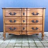 Crossbow chest of drawers