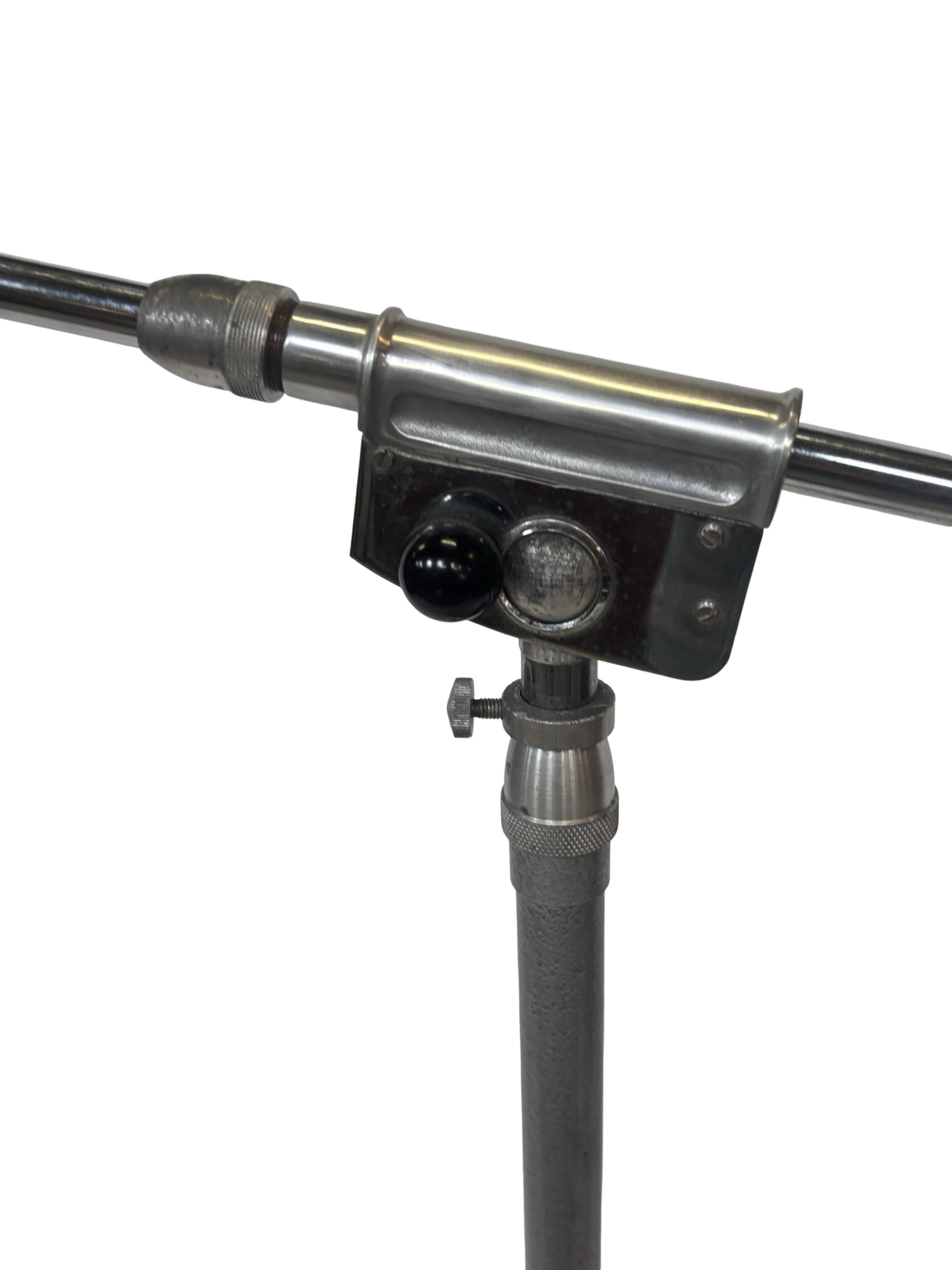 Lampadaire sur roues Ferdinand Solère modèle : 219R