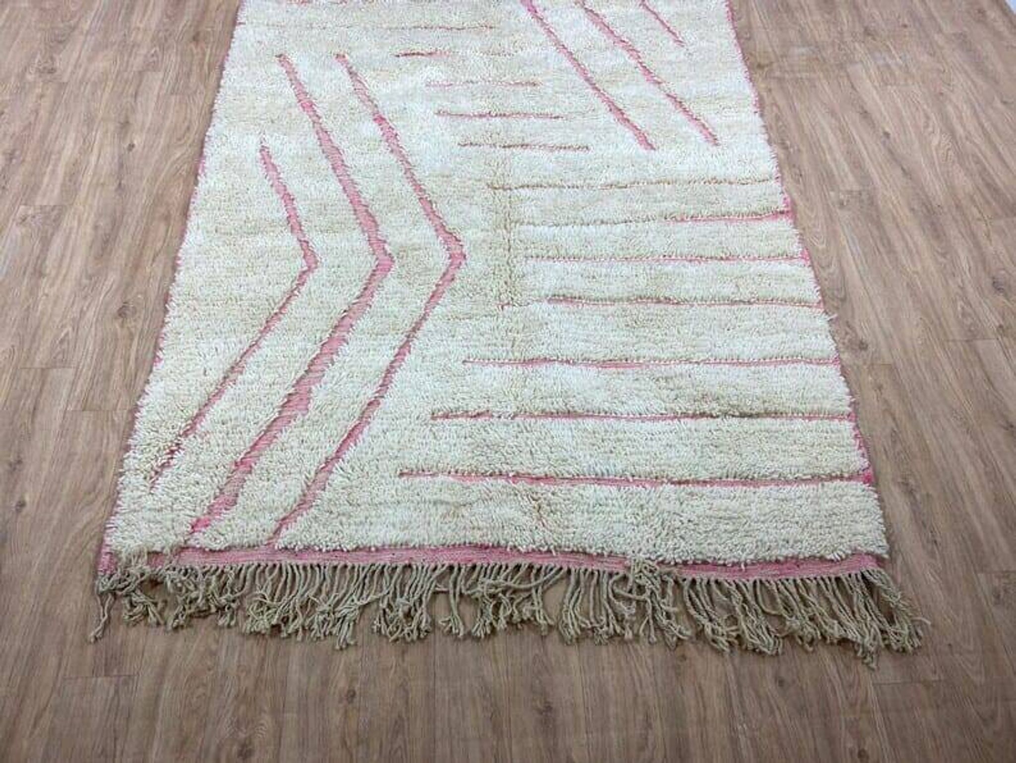 Custom traditional artisan Berber rug size 1.5/2.5 m