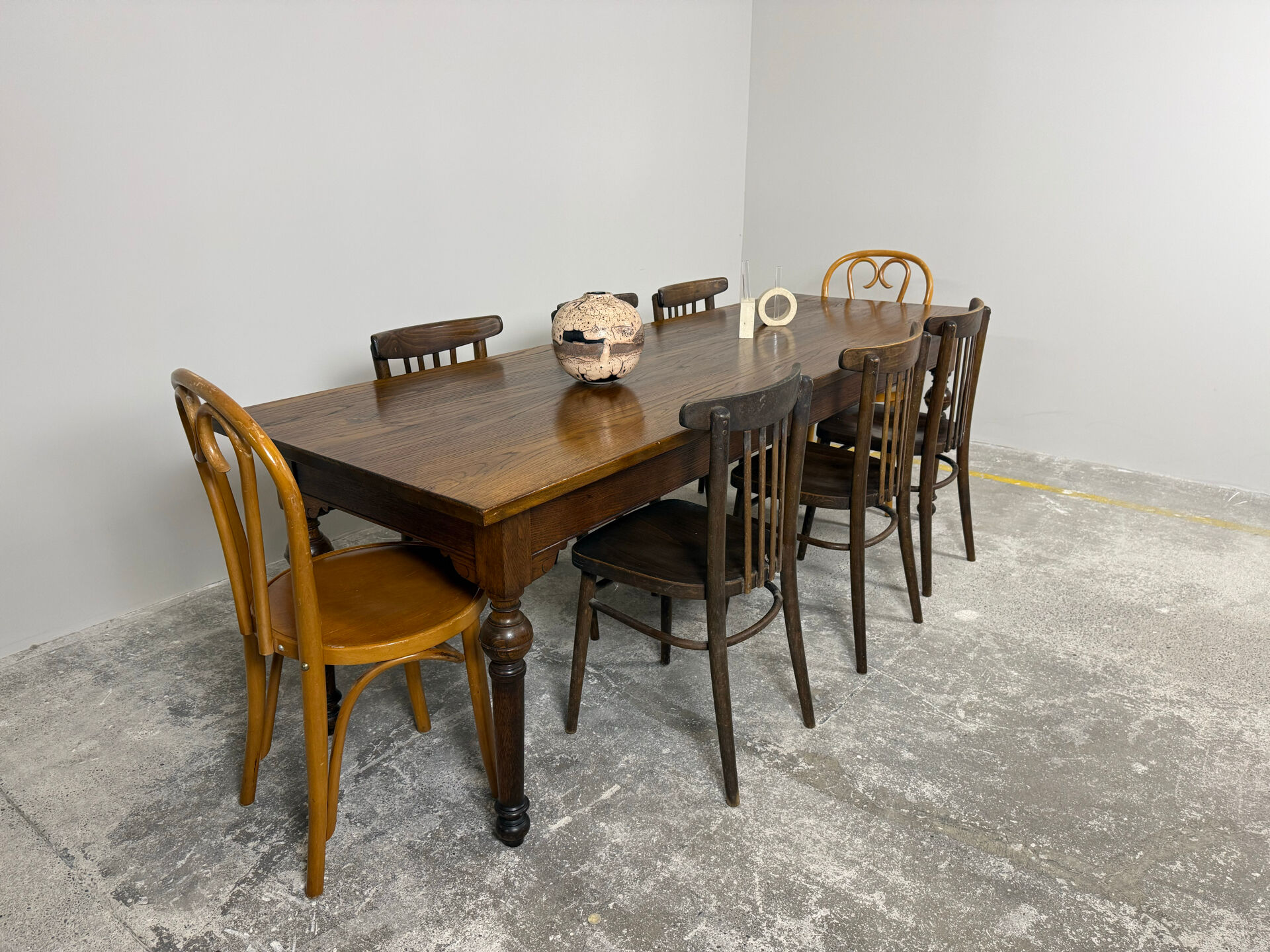 Grande table de ferme ancienne en chêne – 229 cm
